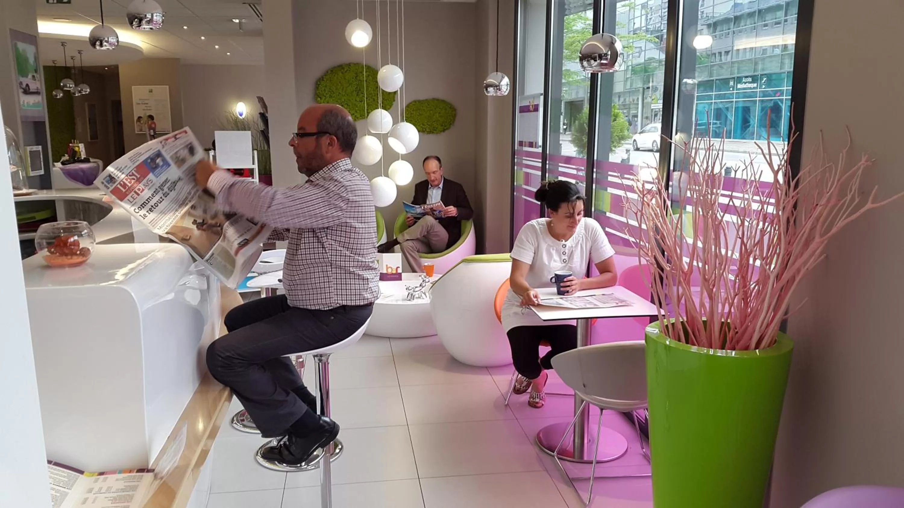 People in ibis Styles Montbéliard