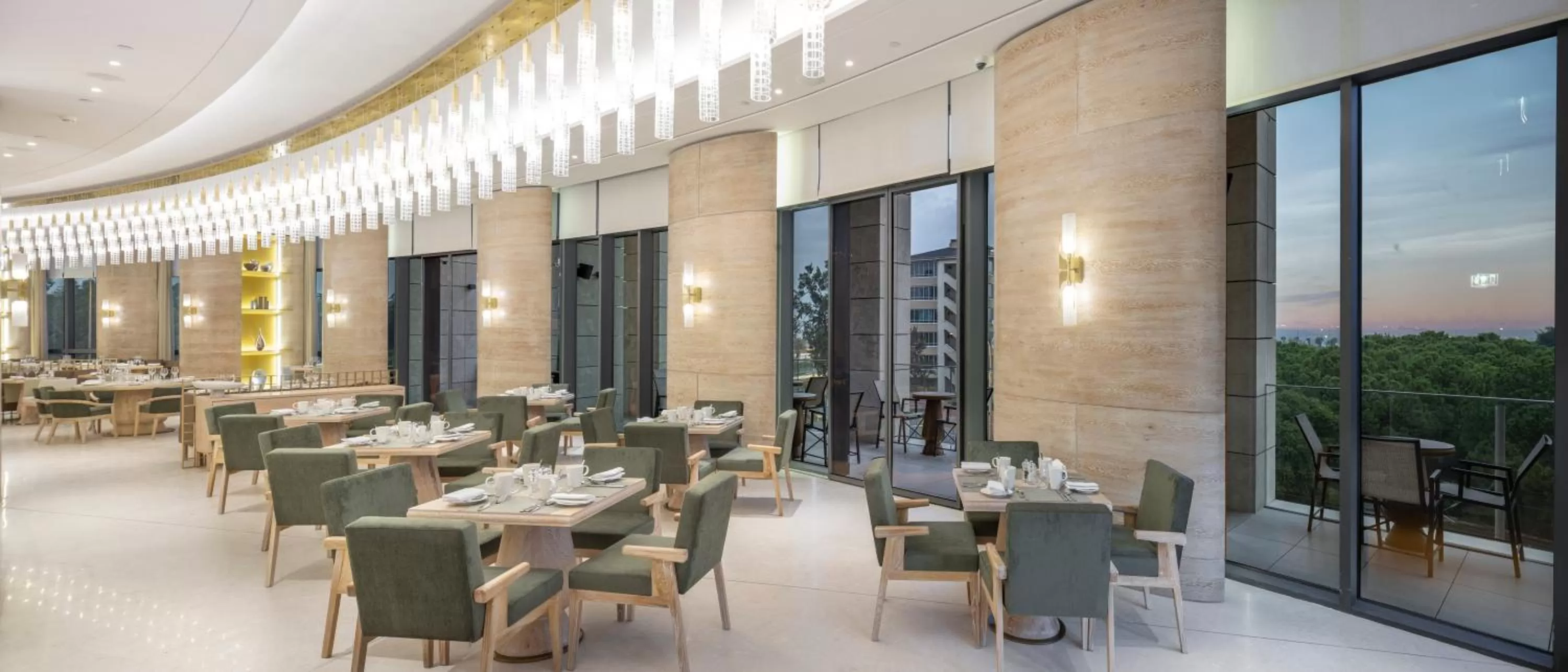 Restaurant/places to eat in Hyatt Regency Izmir IstinyePark