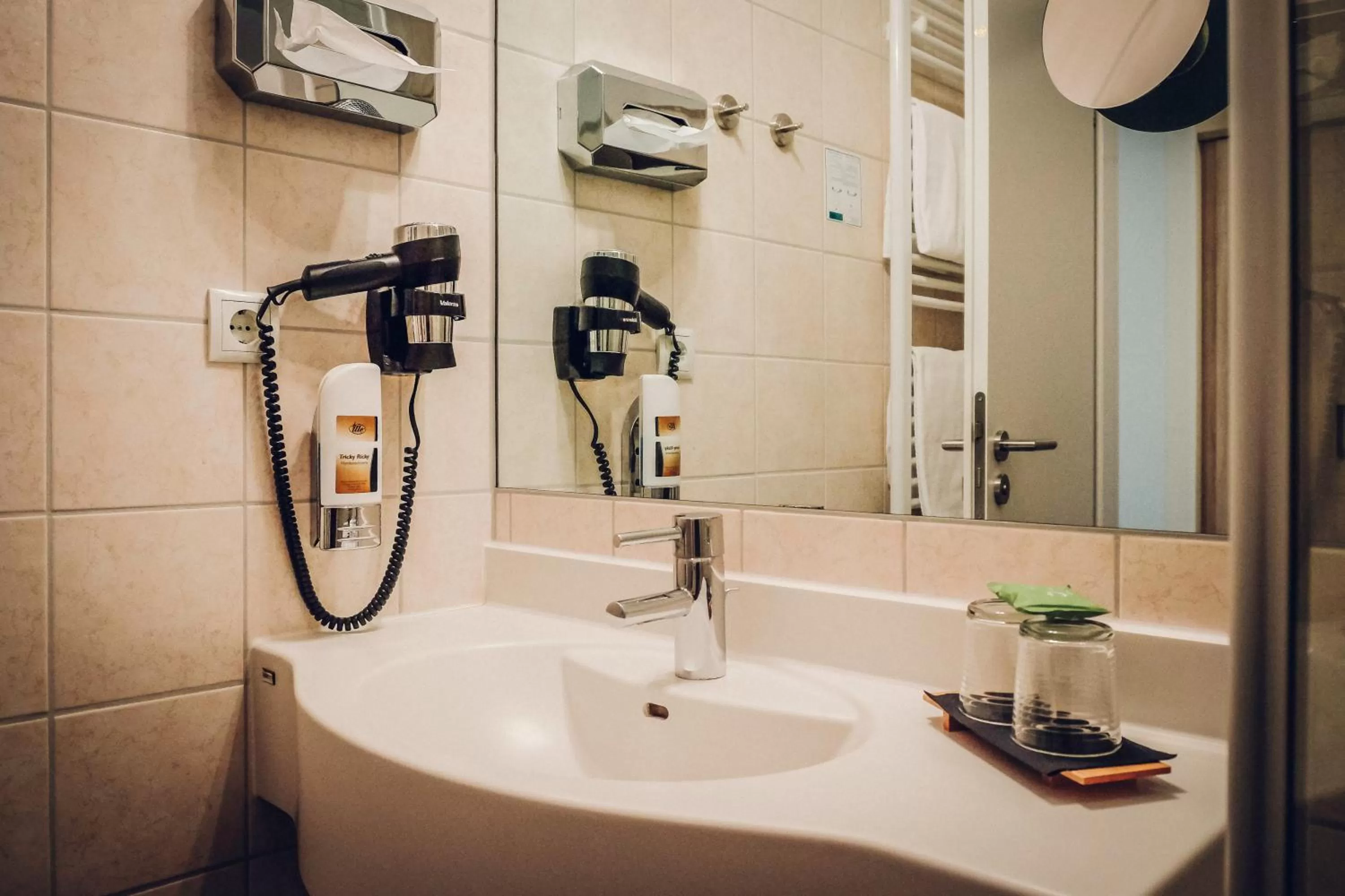 Bathroom in Hotel Europa