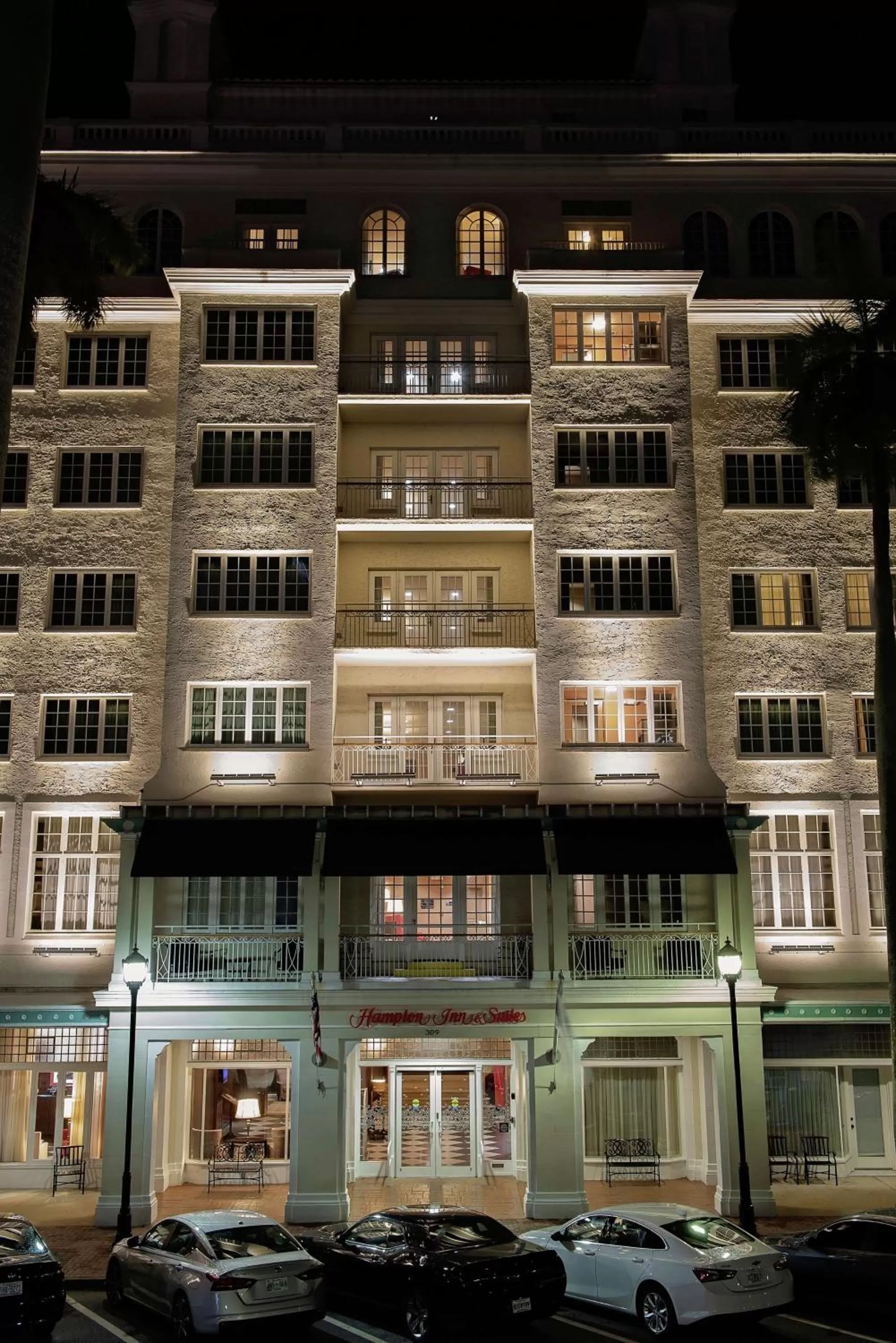 Property building in Hampton Inn & Suites Bradenton