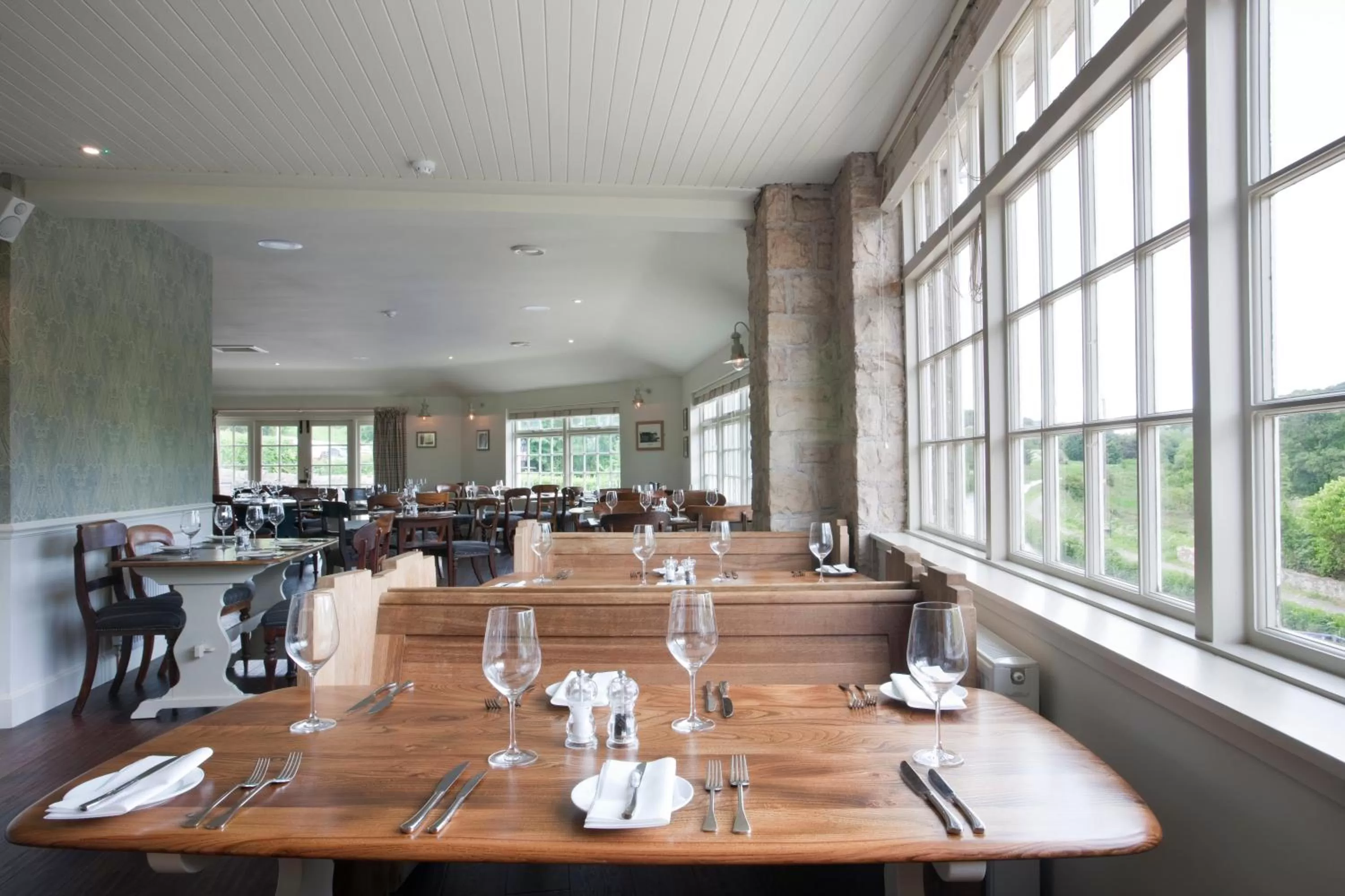 Restaurant/places to eat in The Bridge Inn