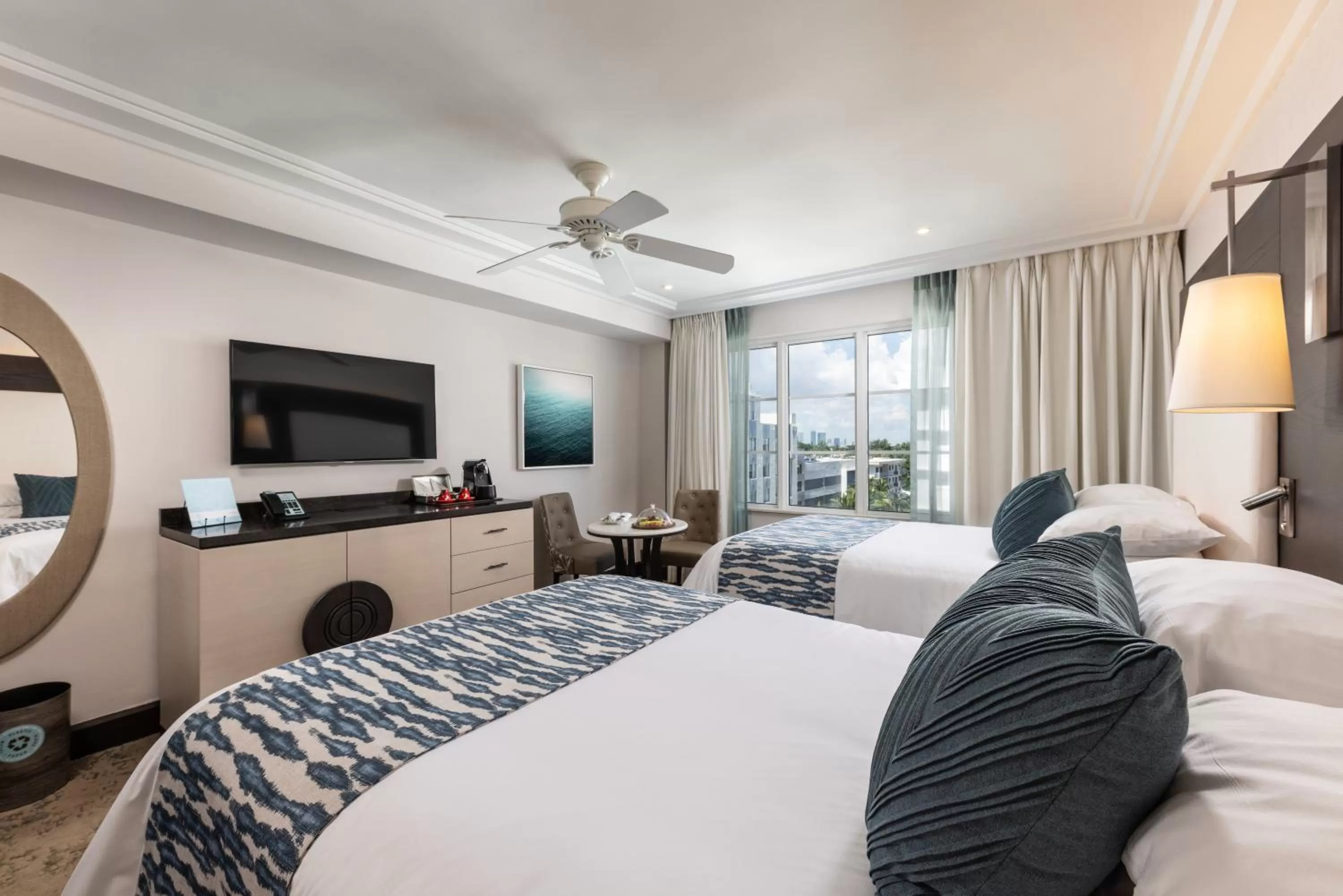 Photo of the whole room, Bed in The Palms Hotel & Spa