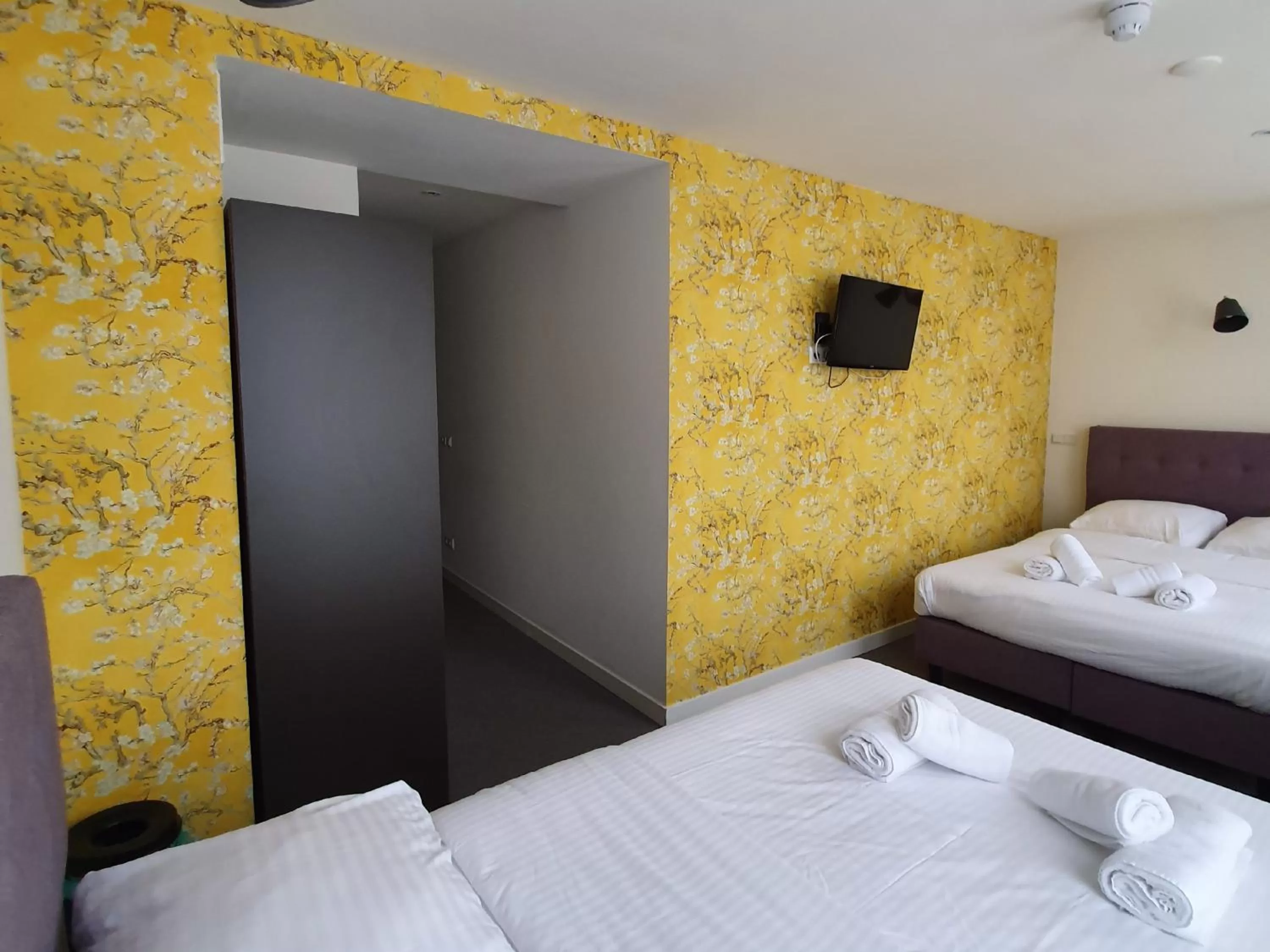 Economy Quadruple Room in Hotel Heye 130