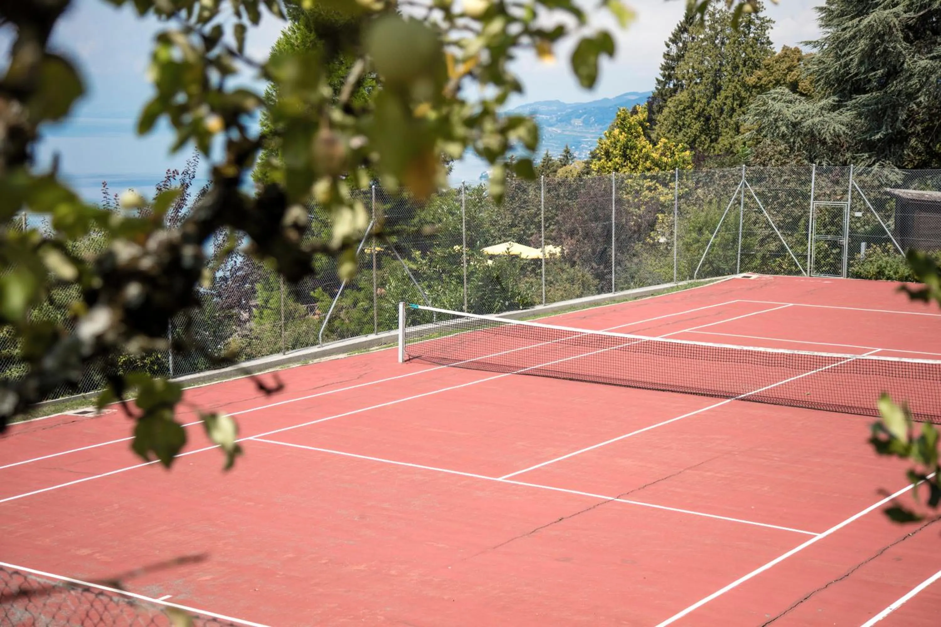 Tennis court in Hotel Victoria Glion