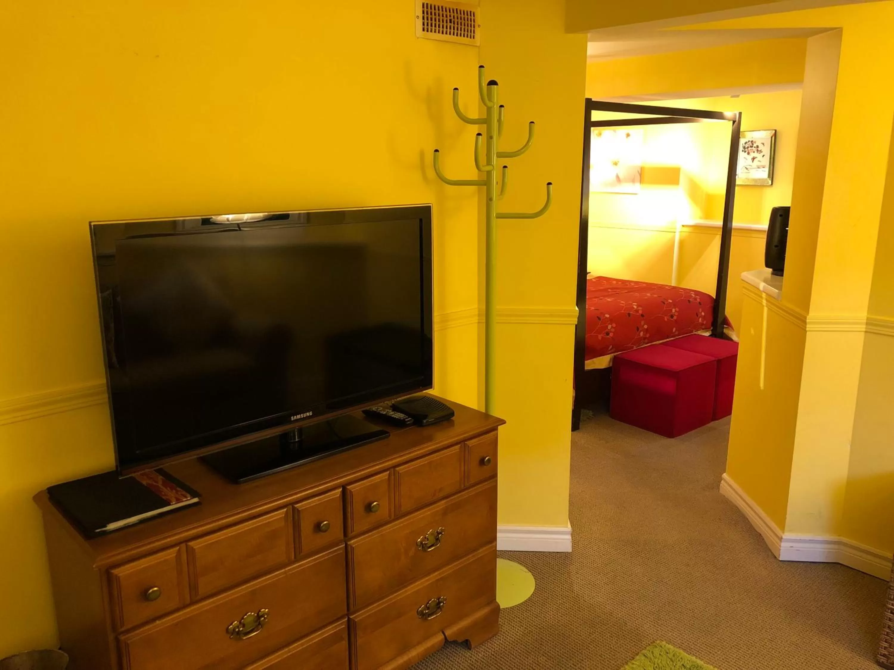 Photo of the whole room, Bed in Barclay House Bed and Breakfast