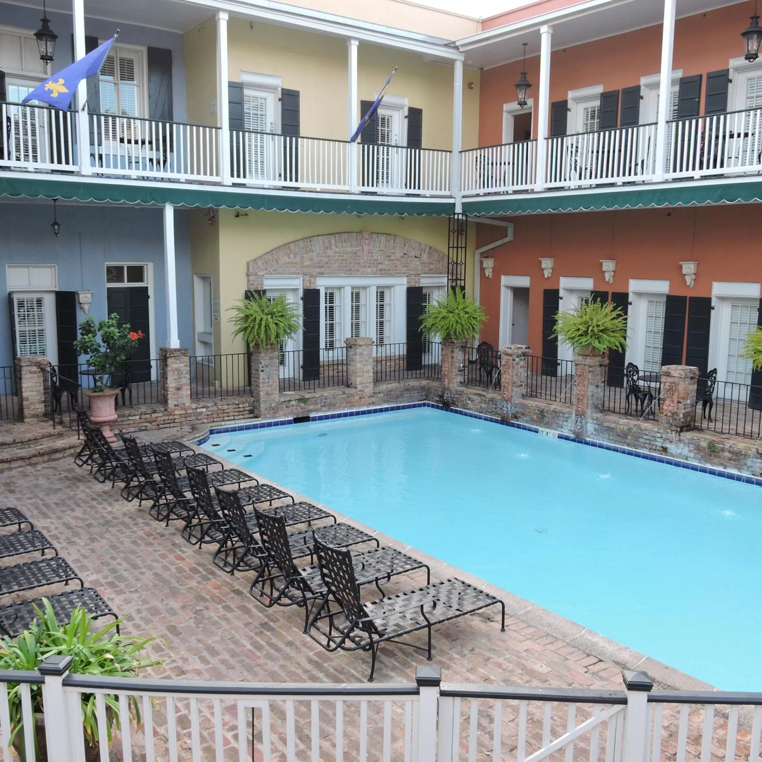 New Orleans Courtyard Hotel by the French Quarter