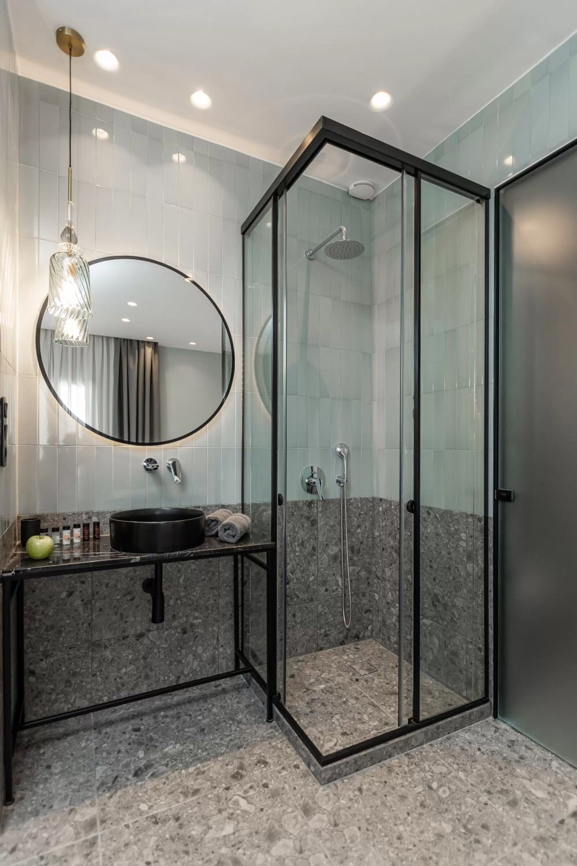 Shower in Argo Boutique Hotel