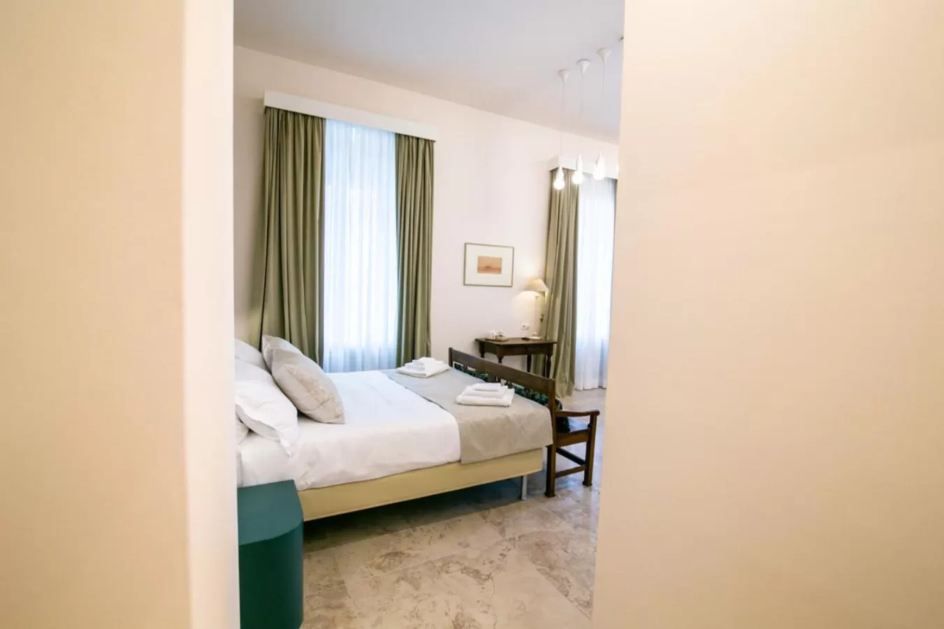 Bedroom, Bed in Migliori Olive Ascolane beds