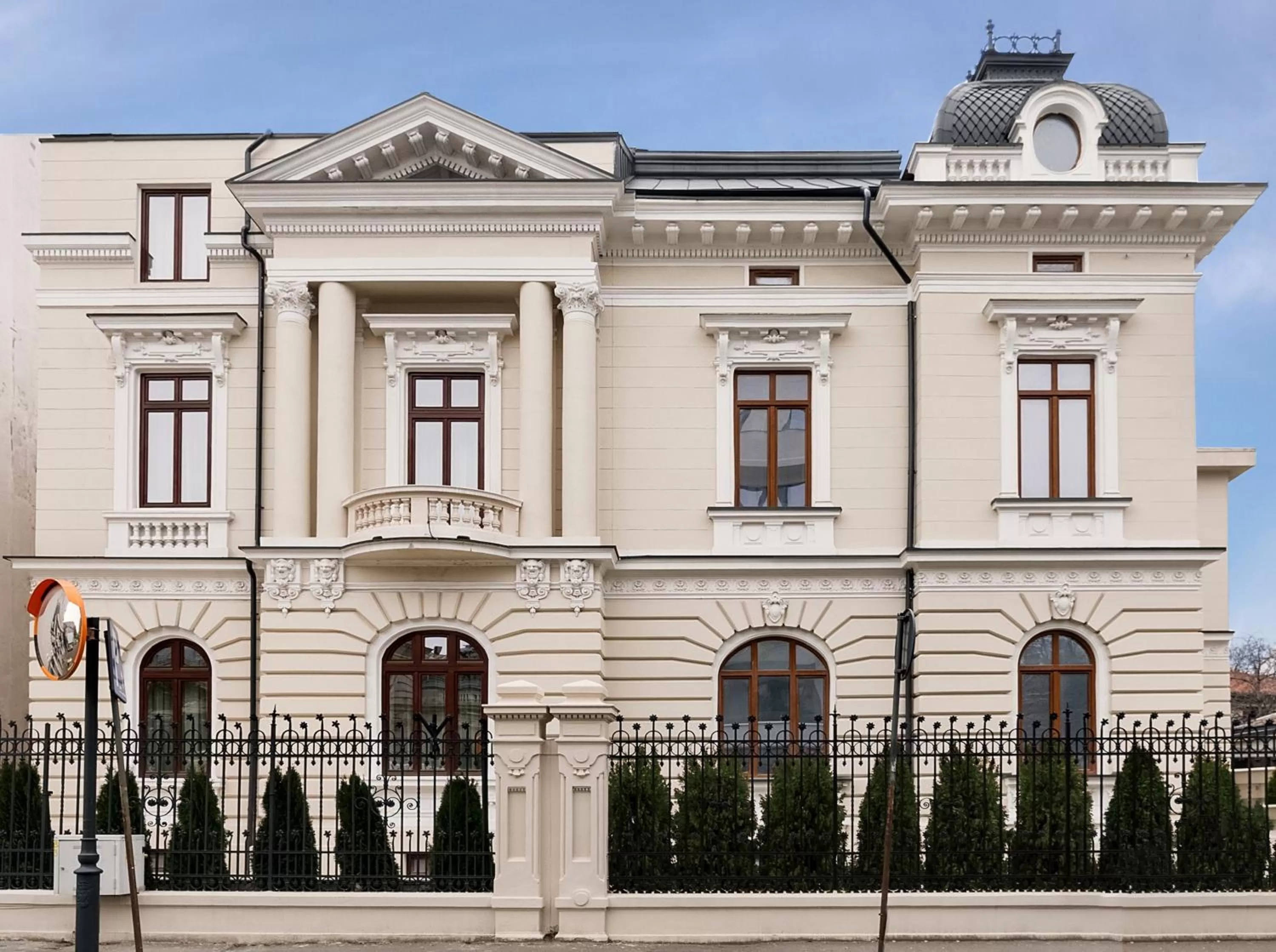 Property building in Lahovary Palace Hotel
