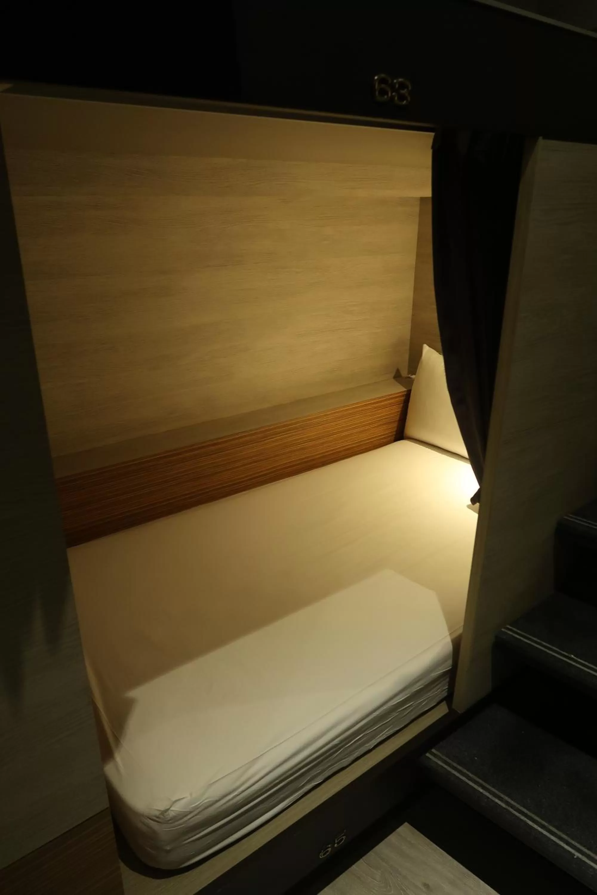 Bed in Amici hotel Six Star Hostel