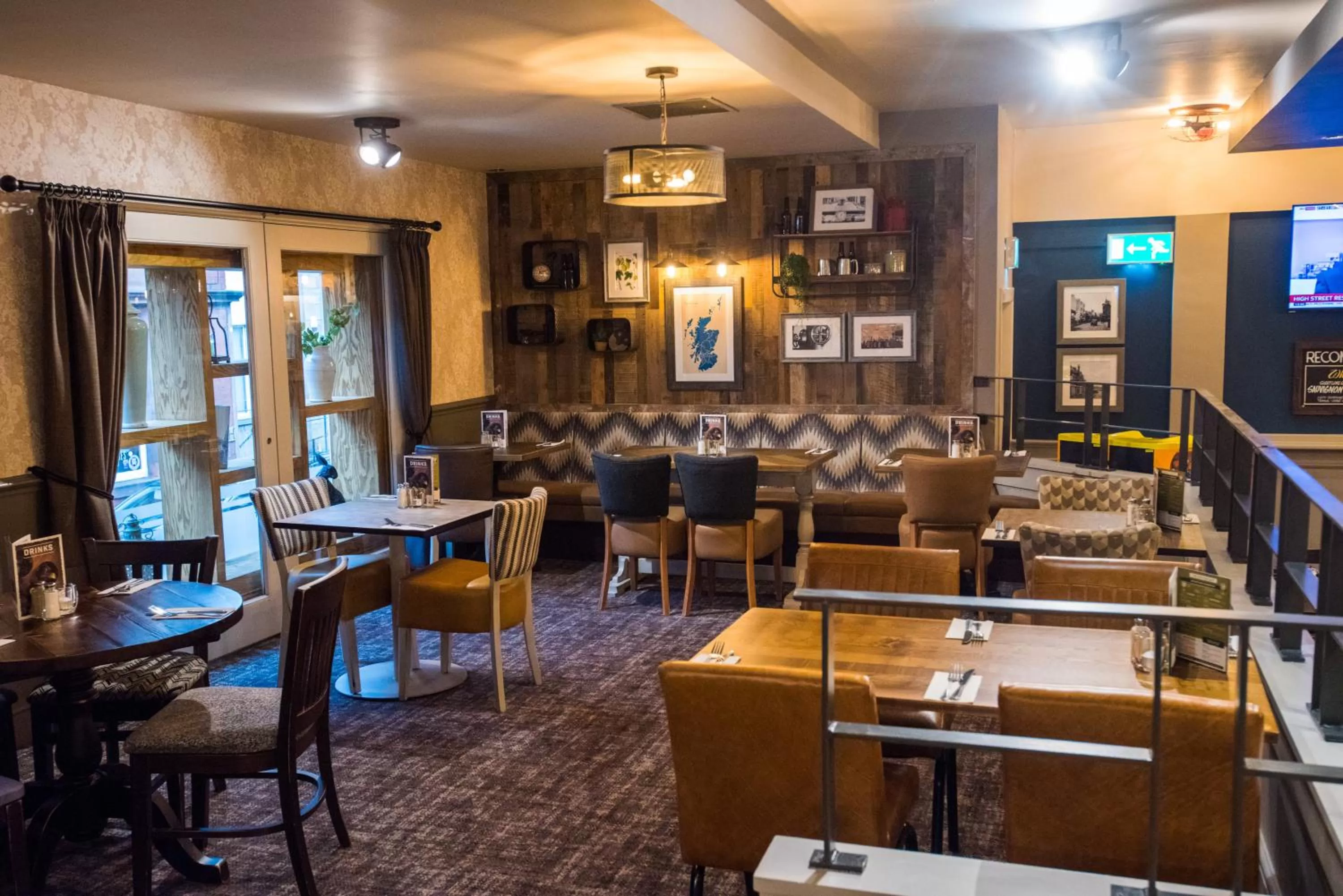 Restaurant/places to eat in The Caledonian Hotel