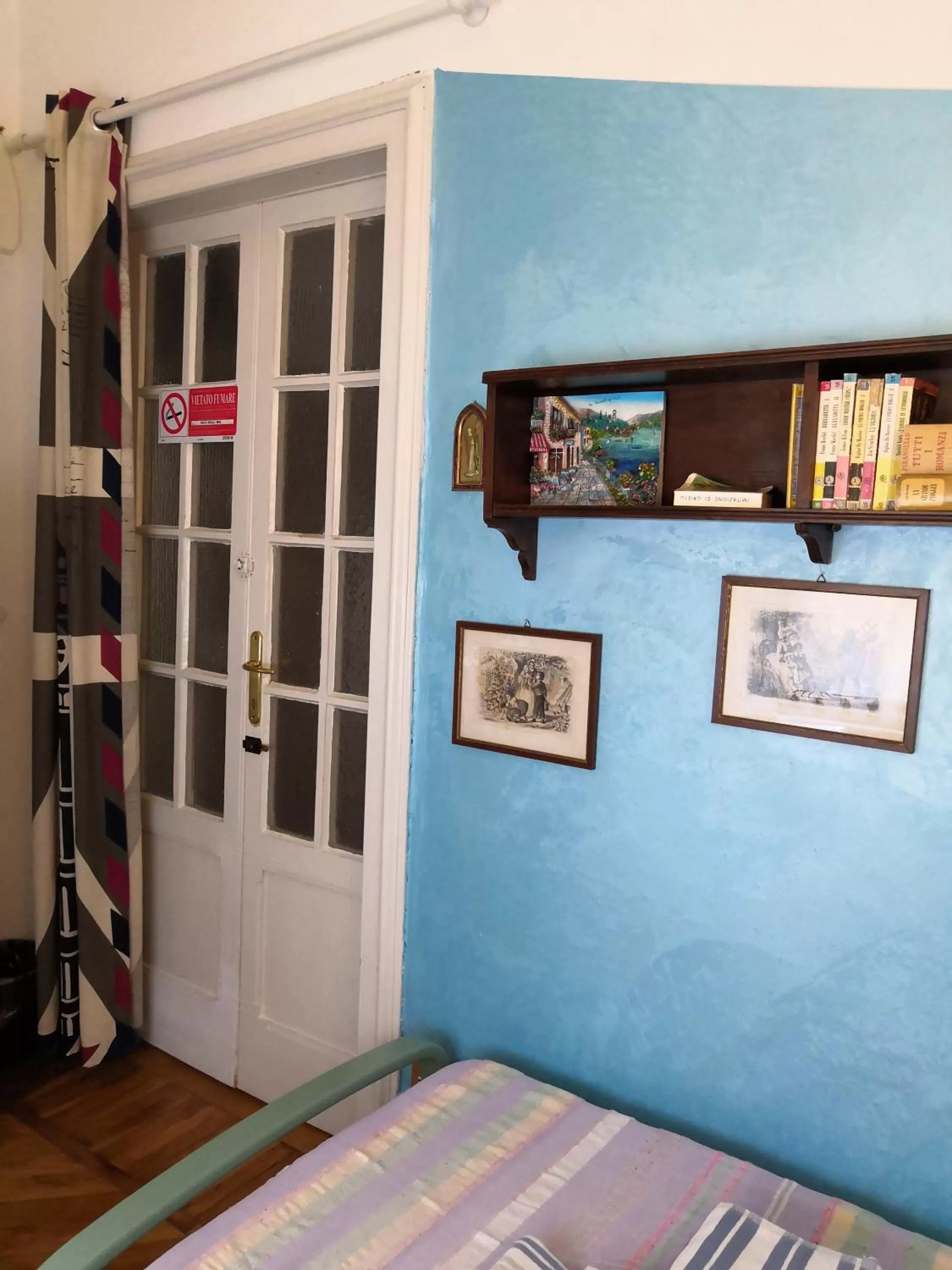 Photo of the whole room, Bed in Invilla B&B