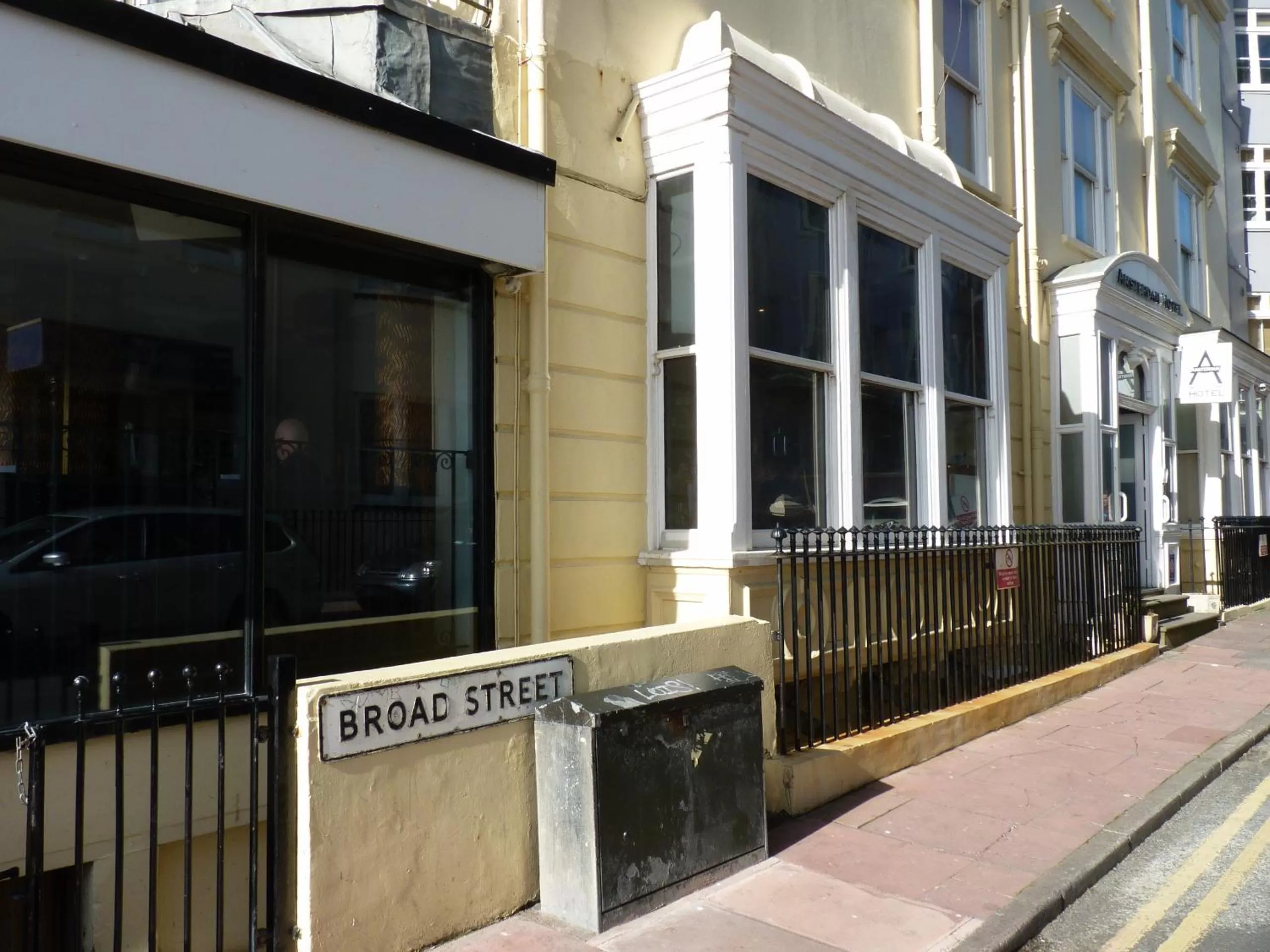 Facade/entrance in Amsterdam Hotel Brighton Seafront