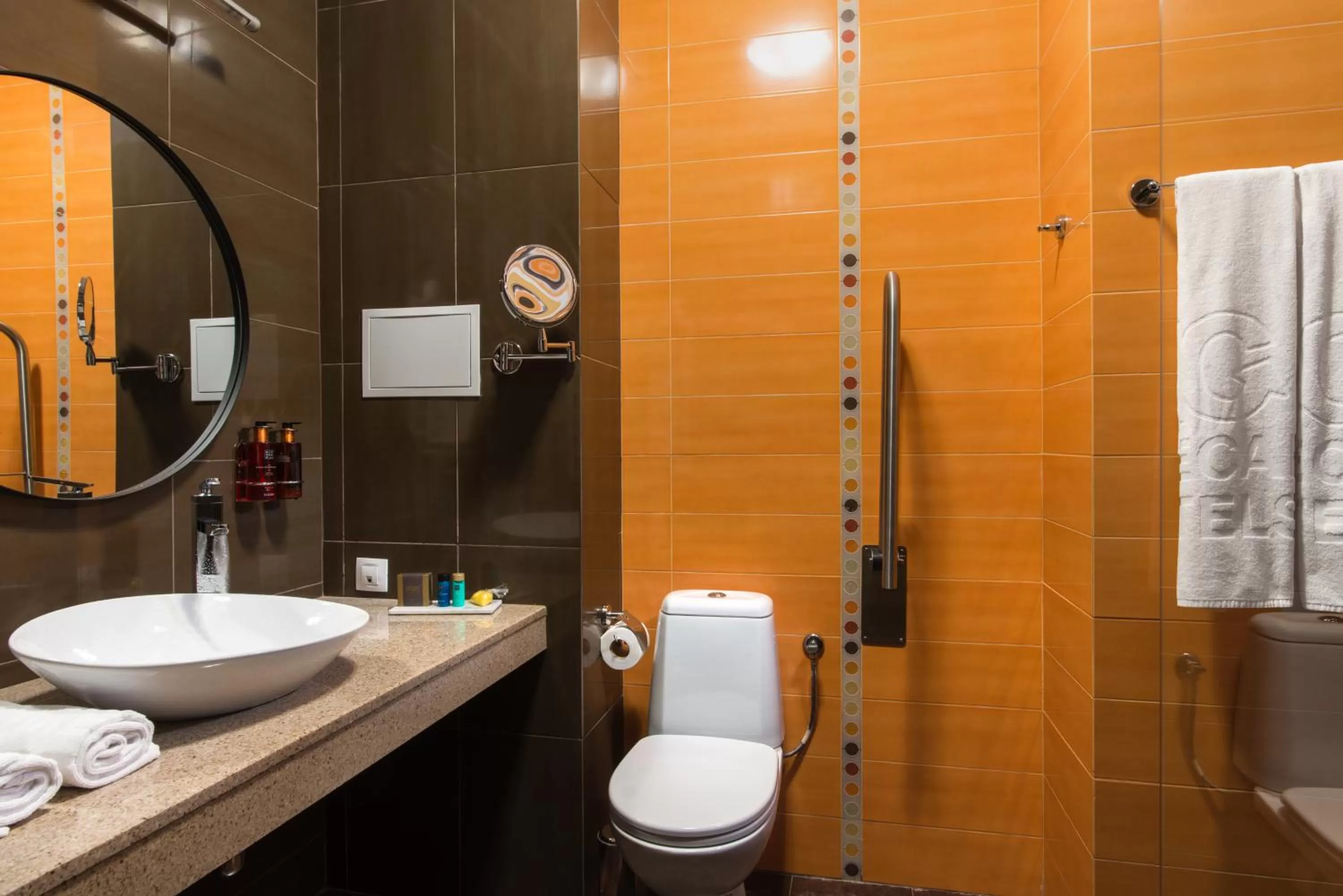 Shower in Ores Boutique Hotel