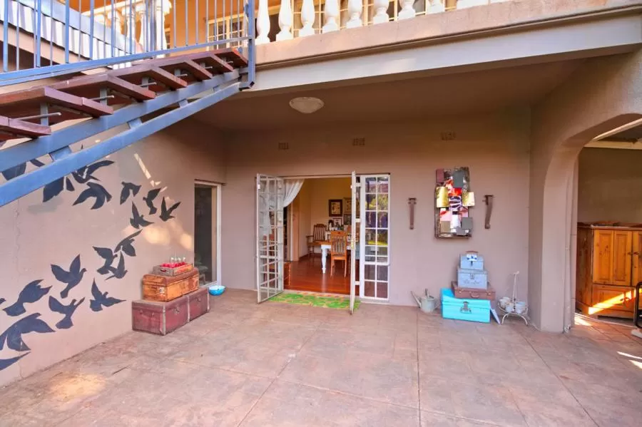 Property building in Ben's Bed and Breakfast