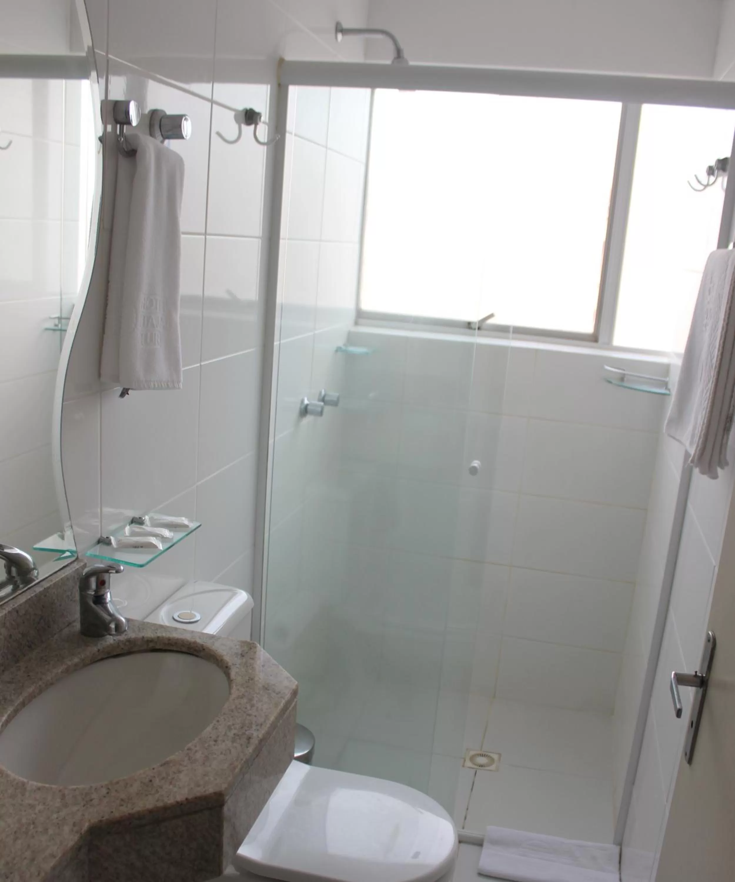 Bathroom in Hotel Itajaí Tur - Itajaí Navegantes
