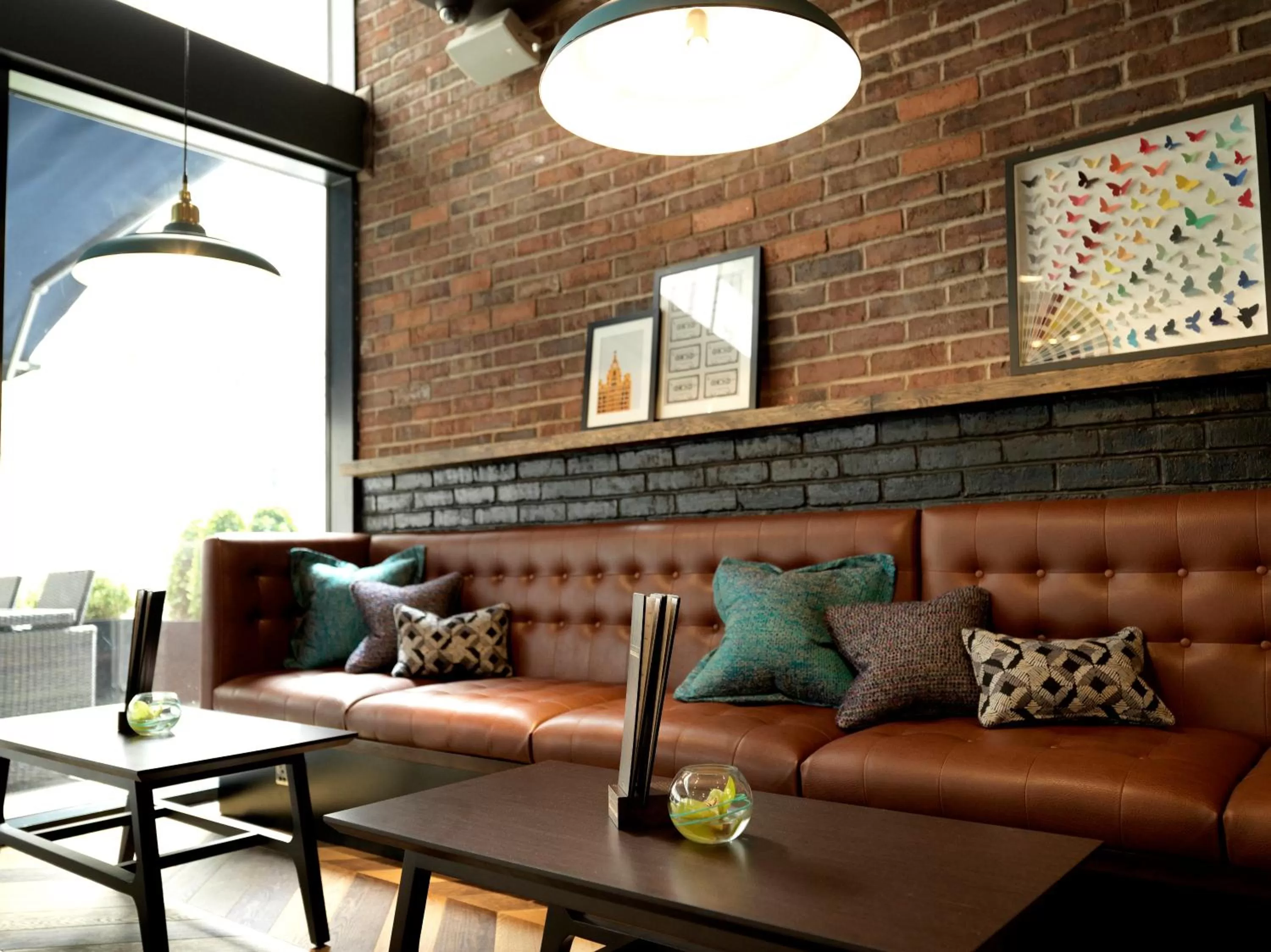 Lounge or bar in Hotel Indigo Liverpool by IHG