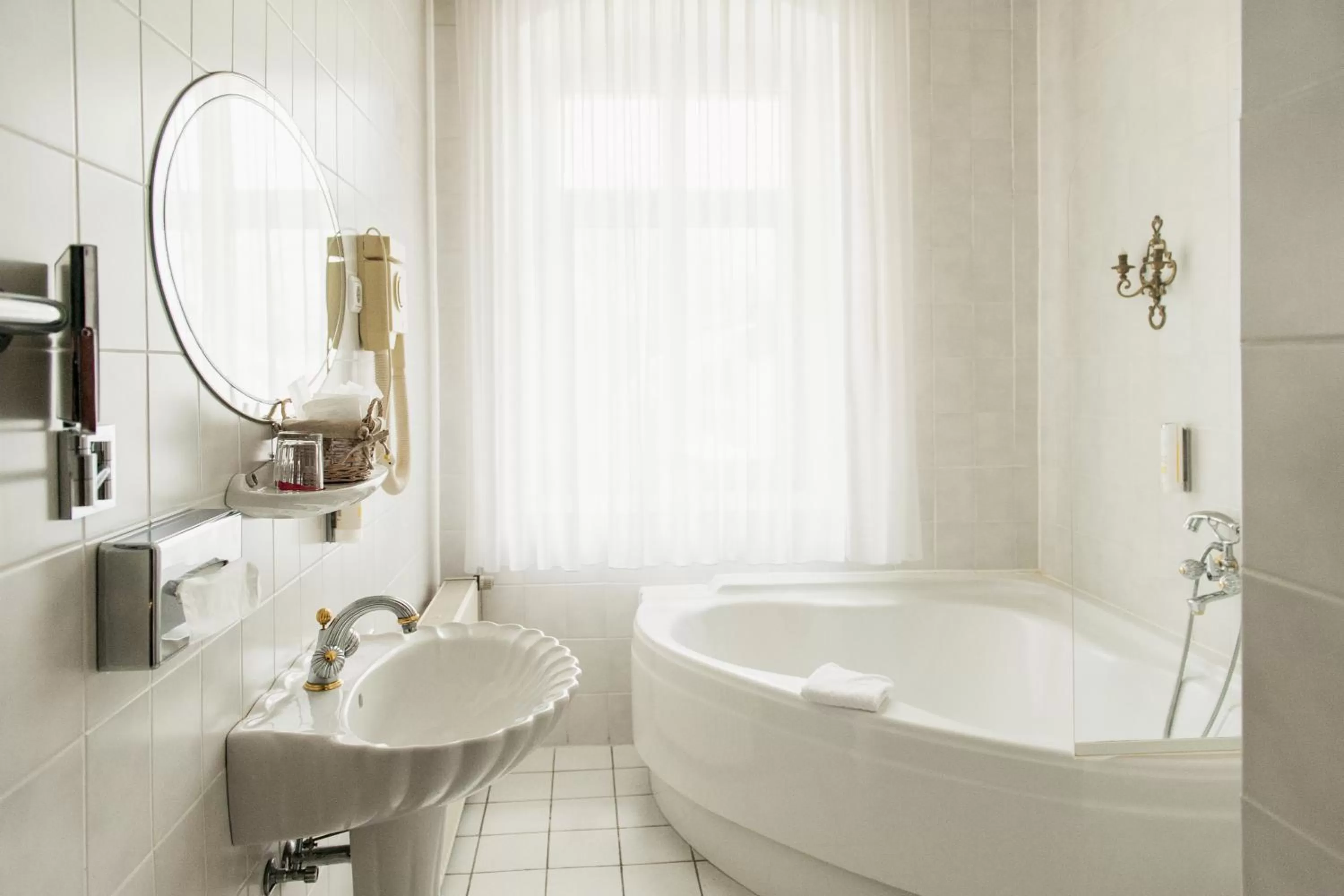 Bathroom in Hotel & Restaurant "Deutscher Kaiser"