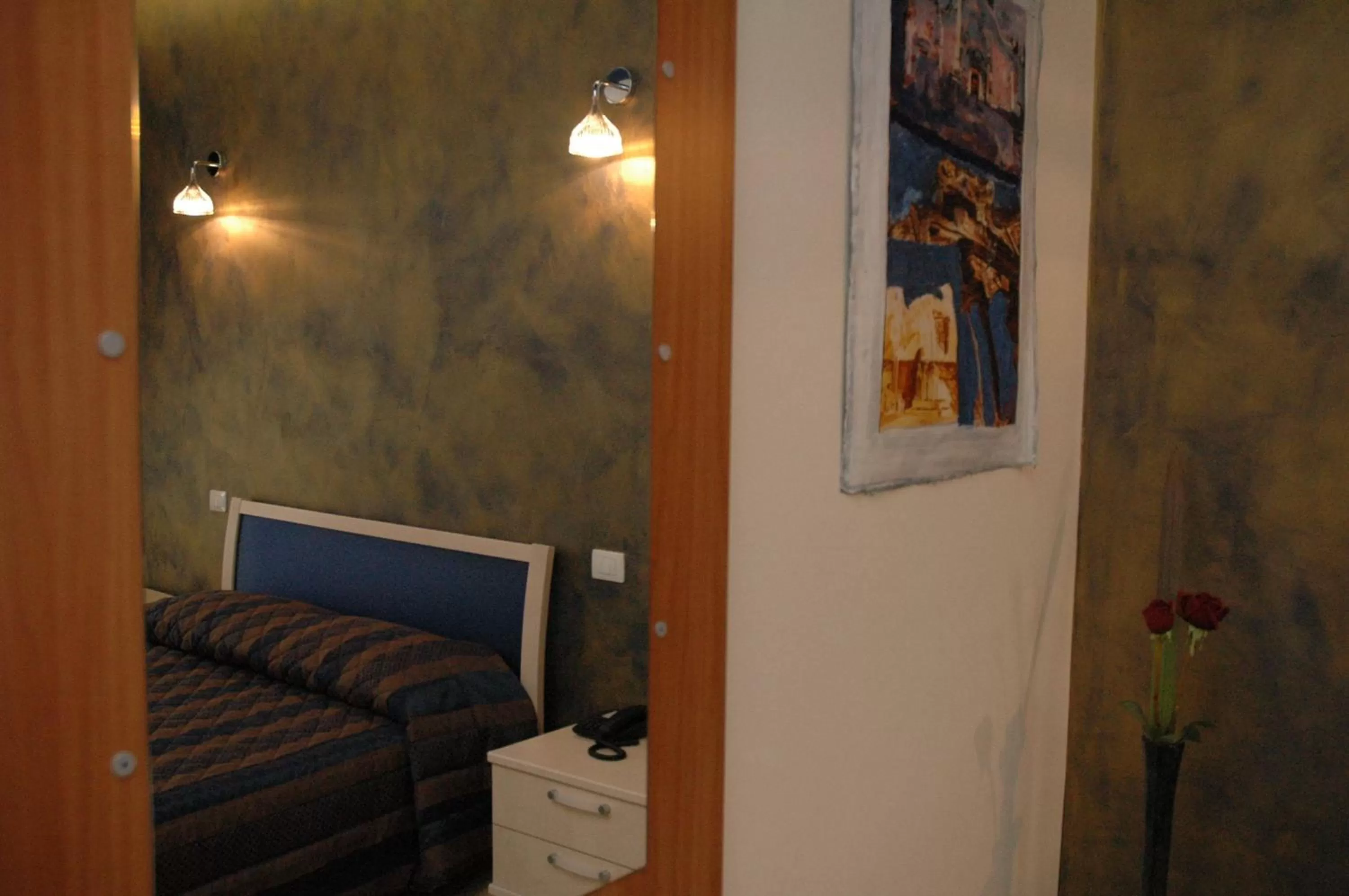 Decorative detail, Bed in Residenza Glave