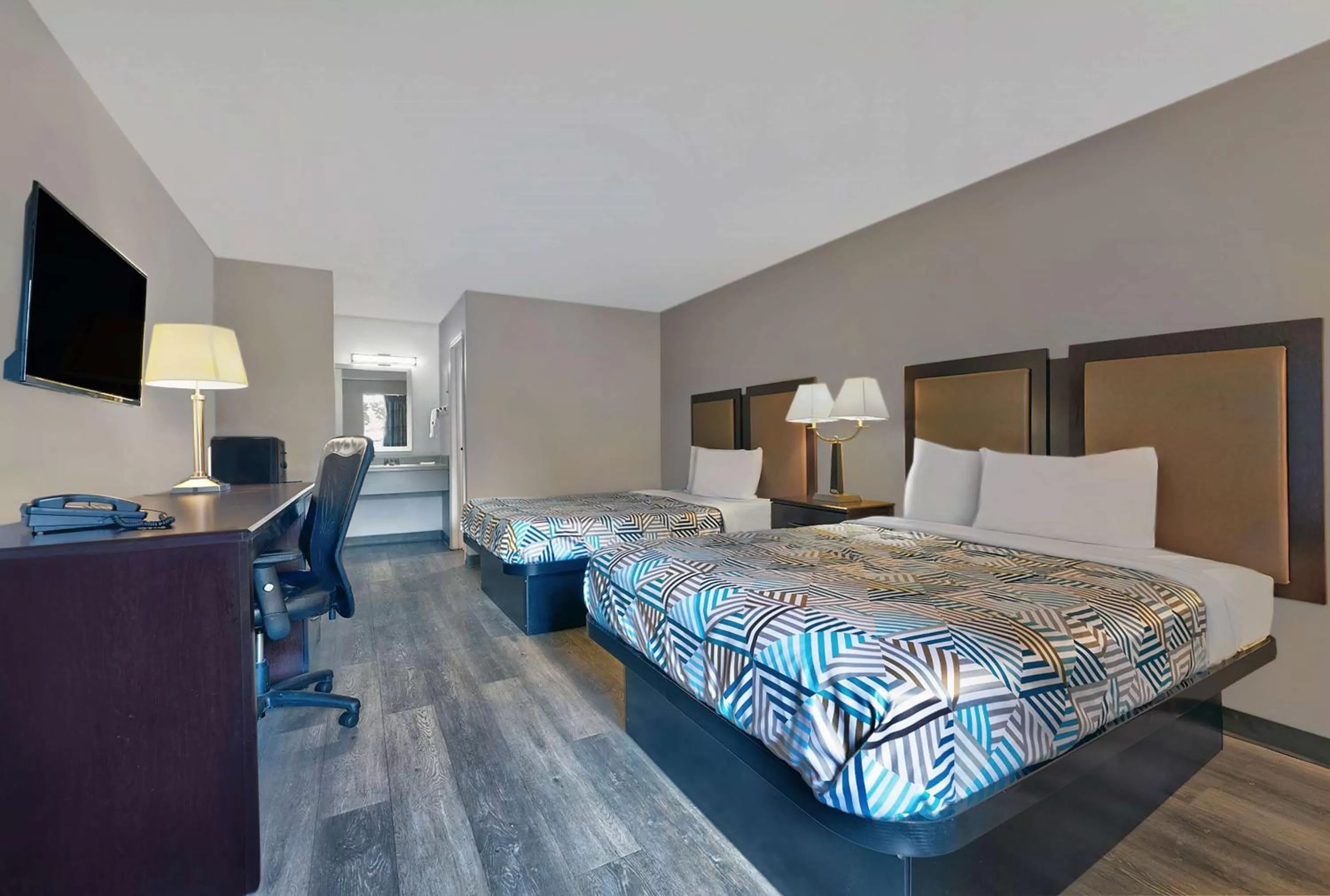 Photo of the whole room, Bed in Motel 6 McDonough, GA