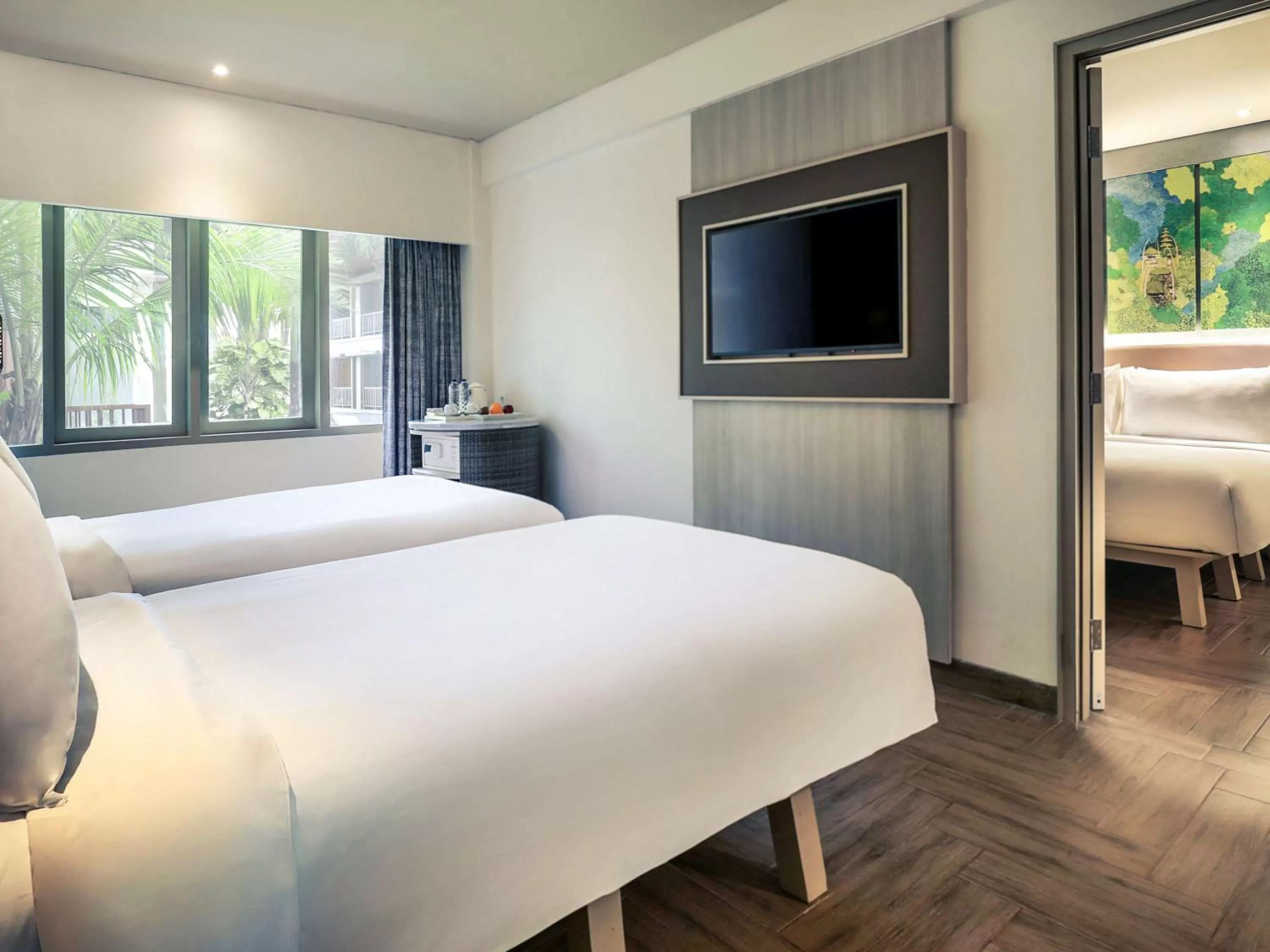 Photo of the whole room, Bed in Mercure Kuta Bali