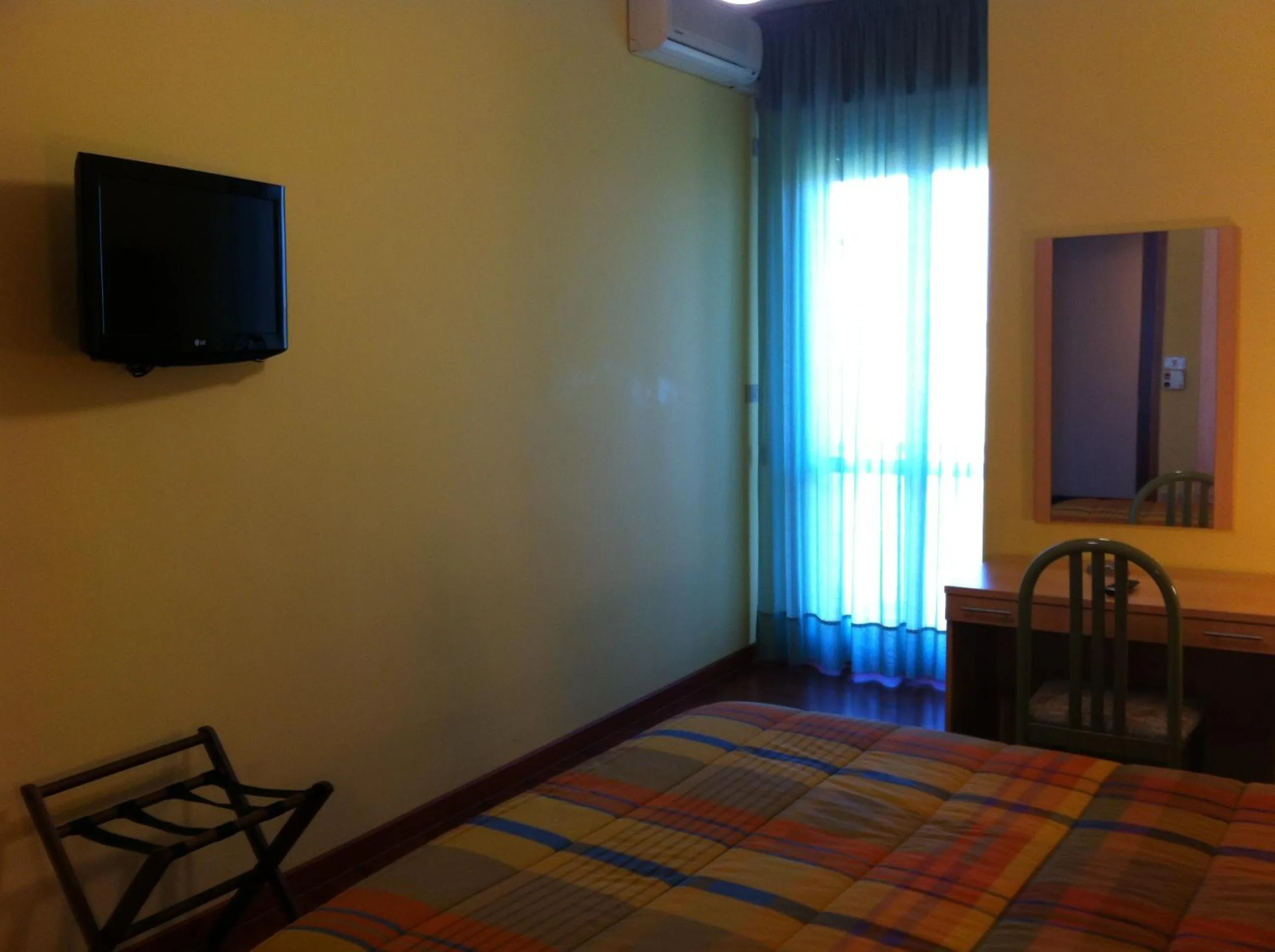 Bedroom, Bed in Hotel Atleti