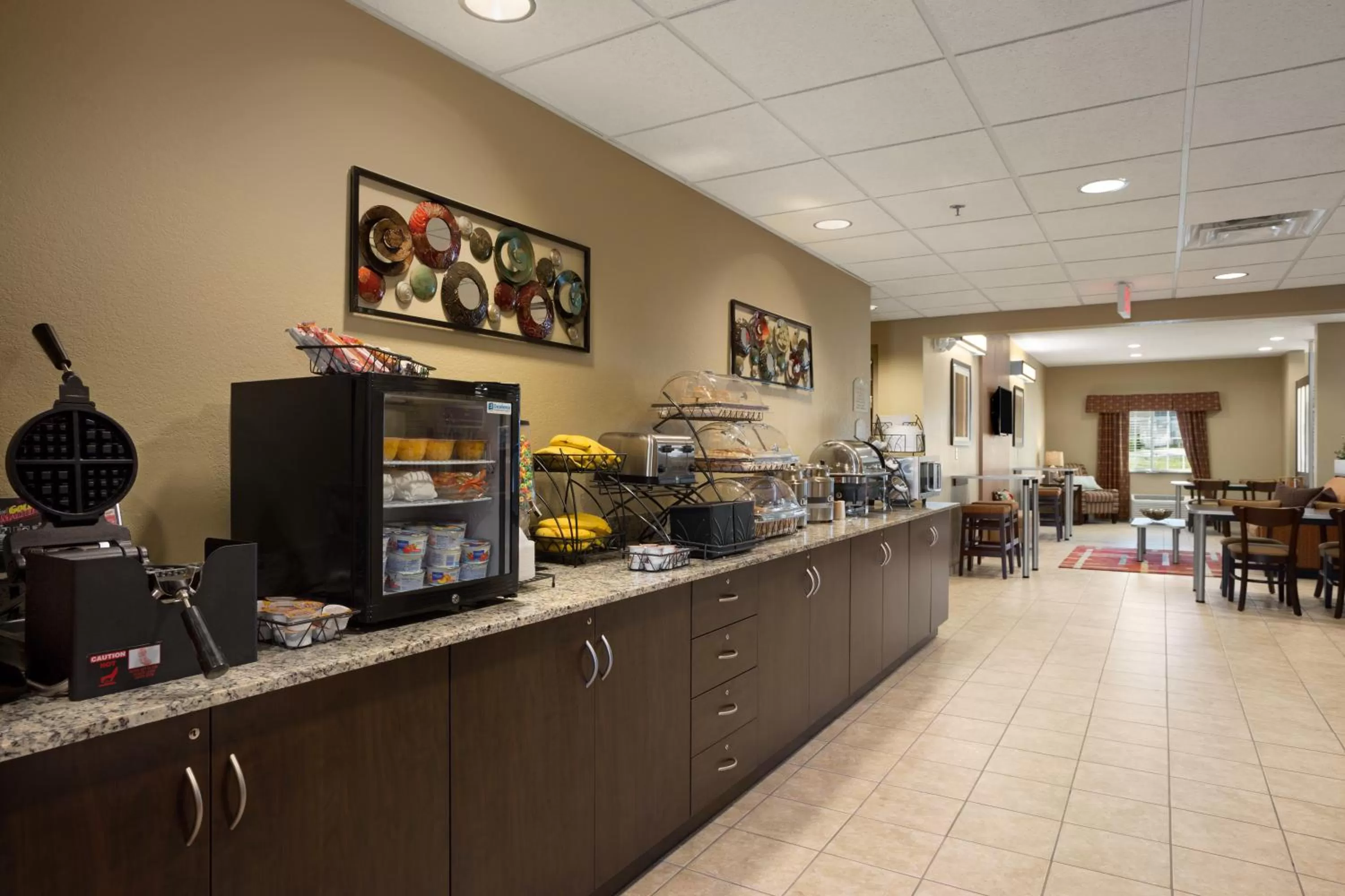 Restaurant/places to eat in Microtel Inn and Suites Carrollton