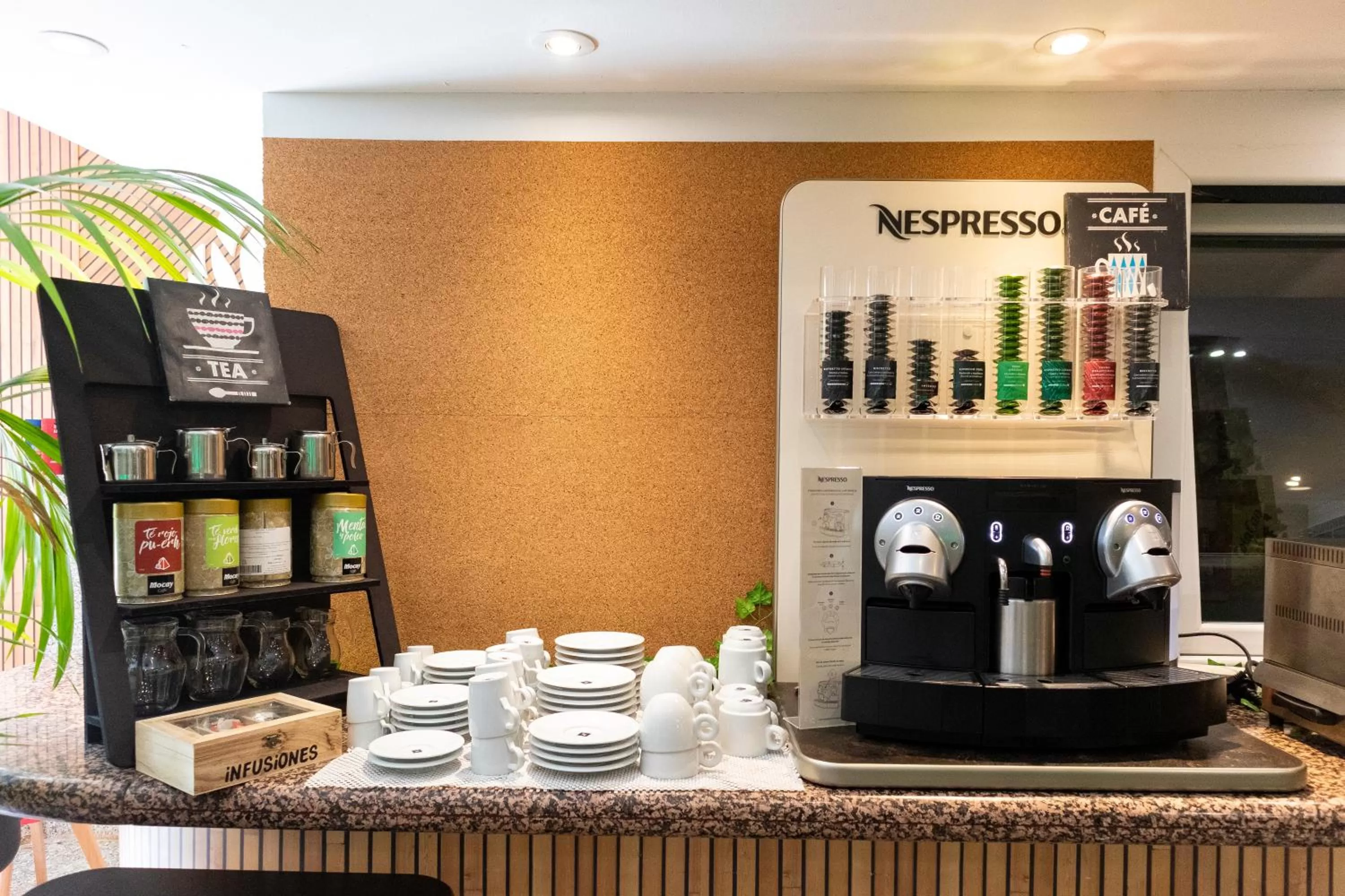 Coffee/tea facilities in Eco Hotel Toledo