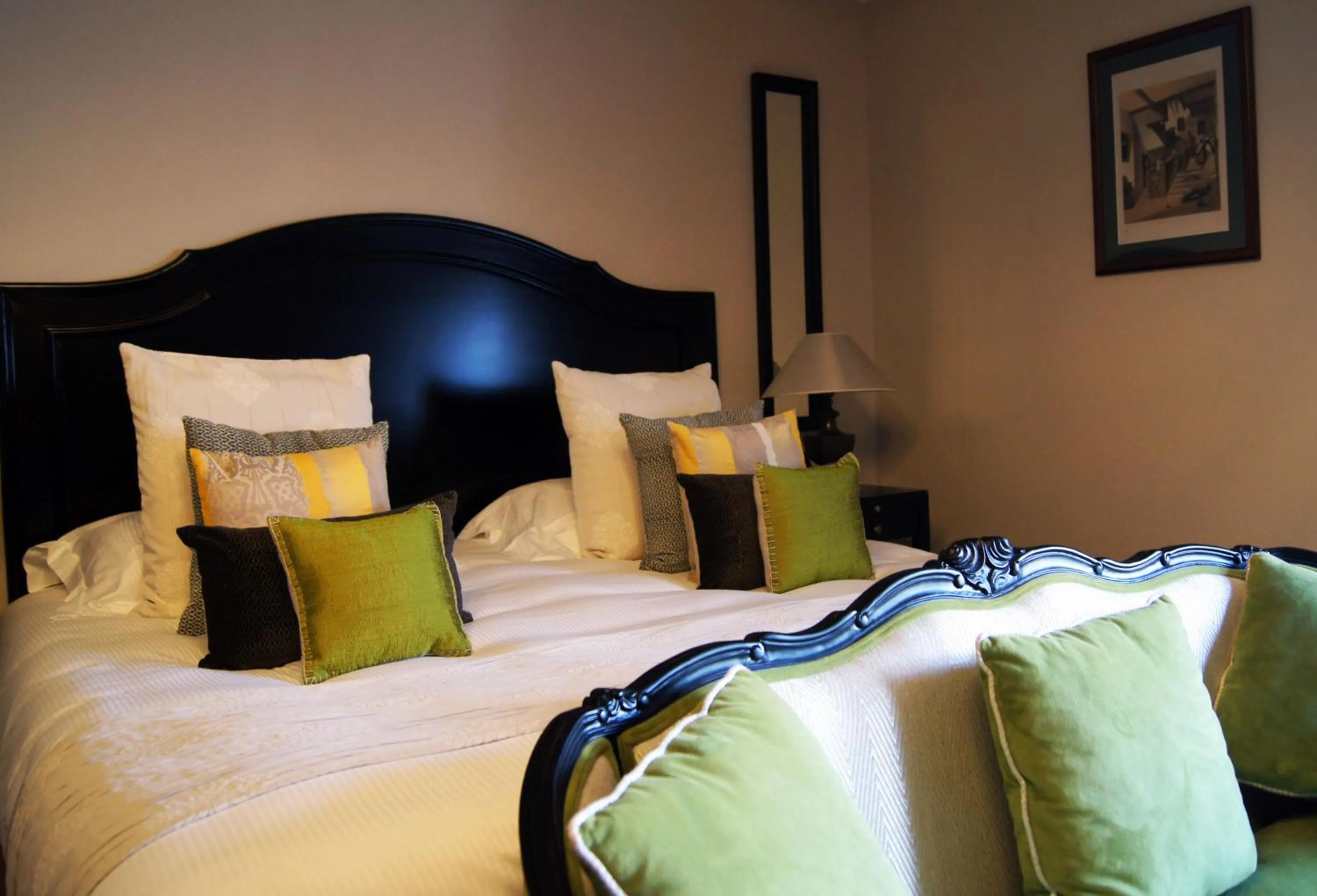 Bedroom, Bed in La Villa Mazarin