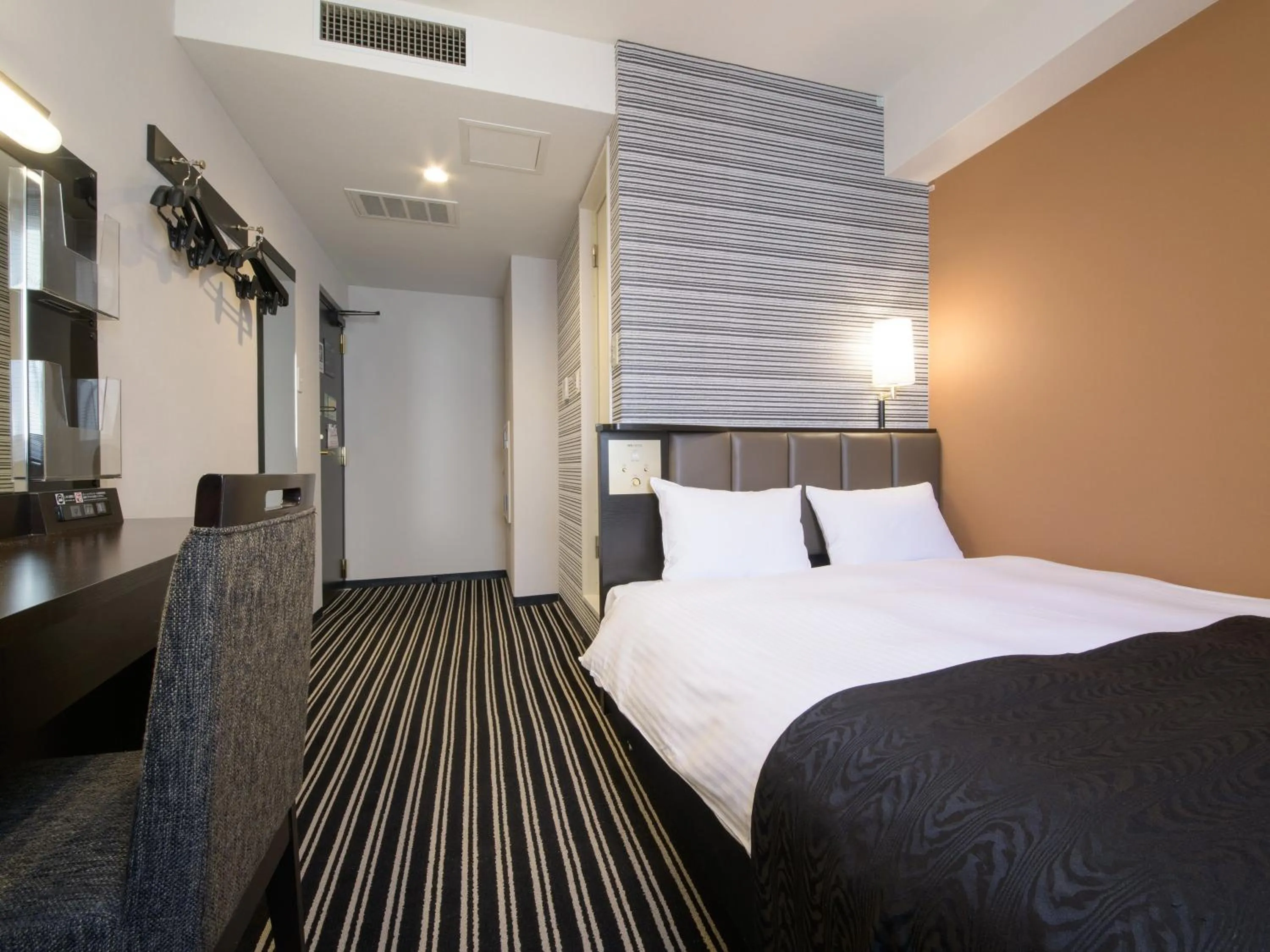 Bed in APA Hotel TKP Sapporo Ekimae