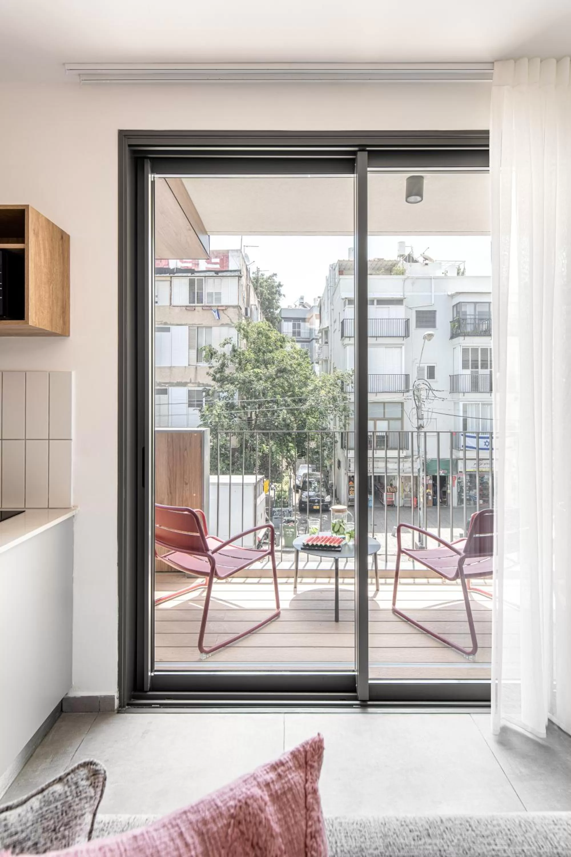 Day in Mate GEORGE - By HOMY