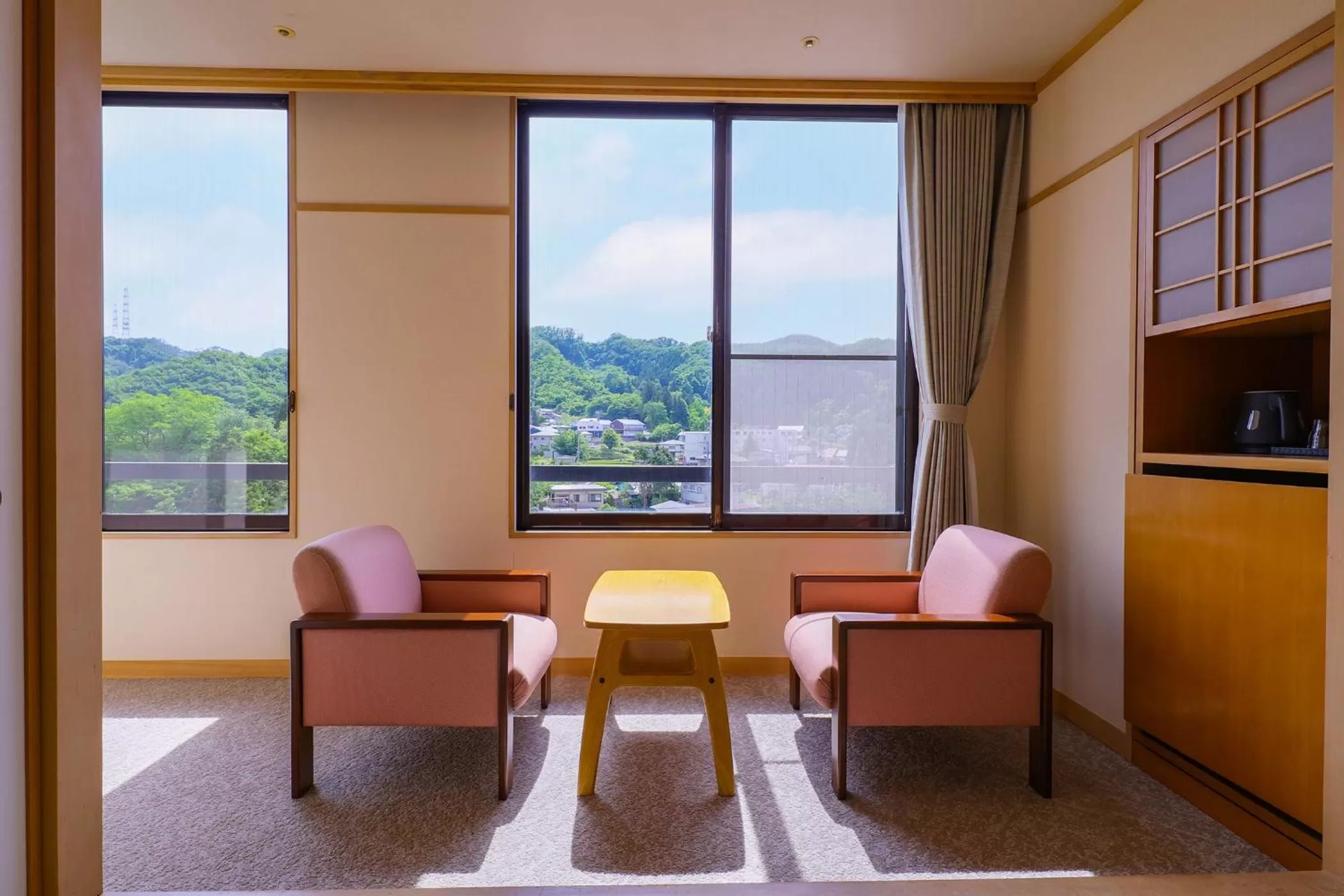 Photo of the whole room in TAOYA Akiu