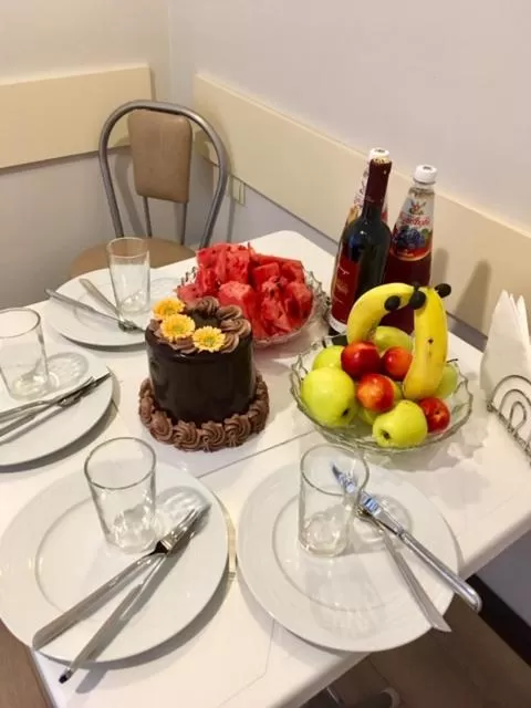 Food and drinks in Iveria