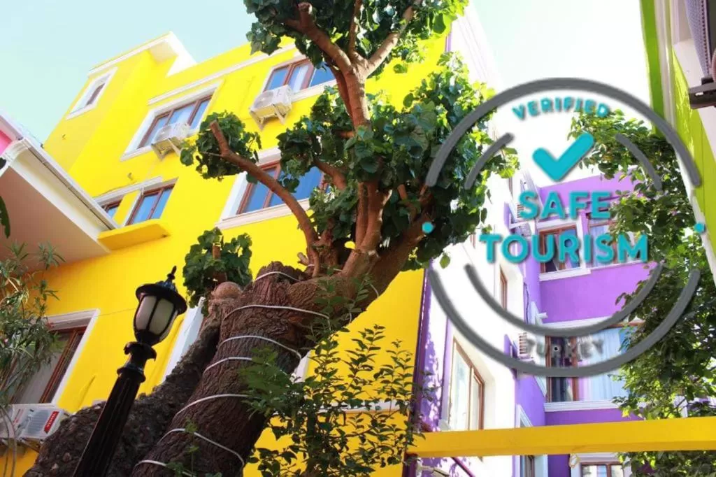 Shower in The Zanadu İstanbul