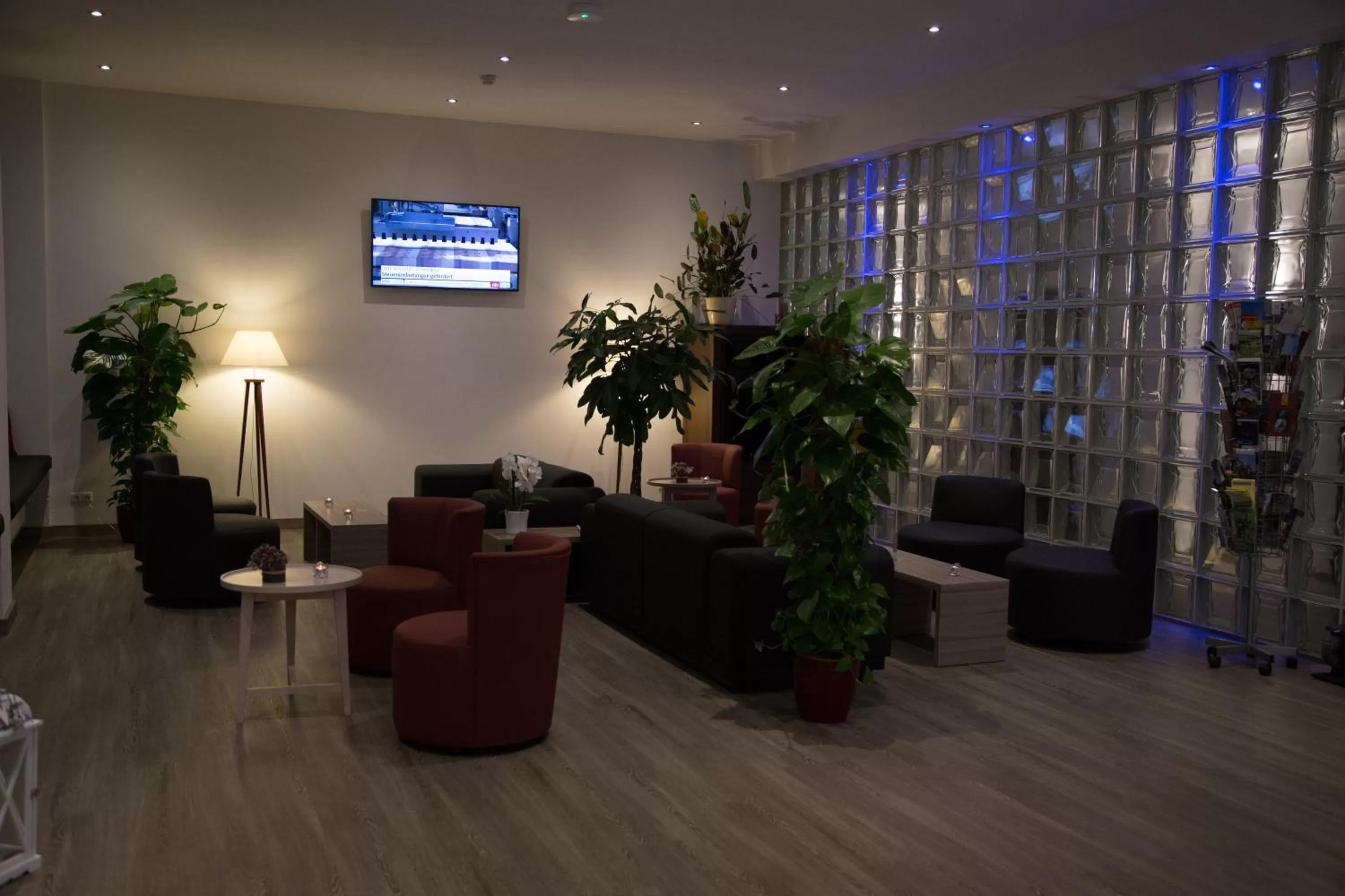 Lobby or reception in Ruhr Inn Hotel