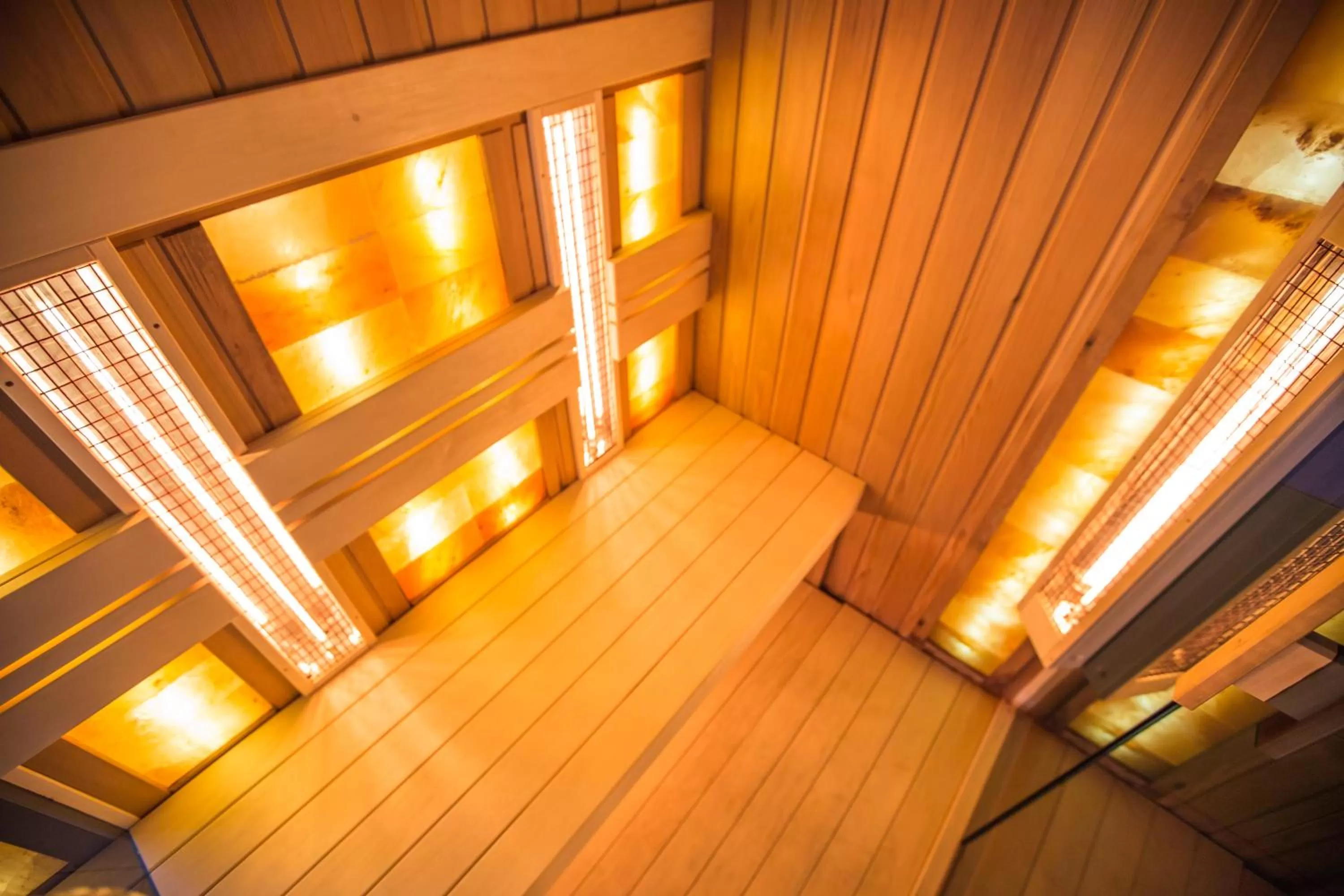 Sauna in Pole Position Beach Hotel