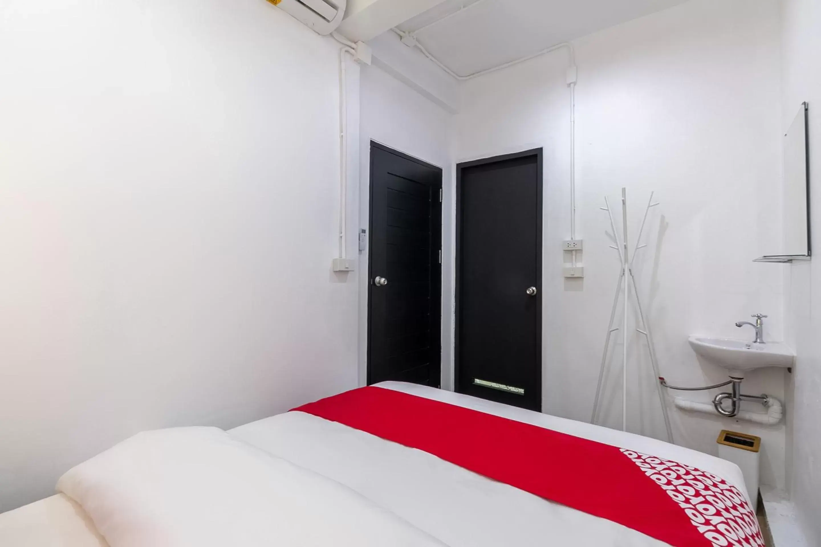 Standard Double Room in OYO 994 Kudi Hostel Standard Double Room in OYO 994 Kudi Hostel