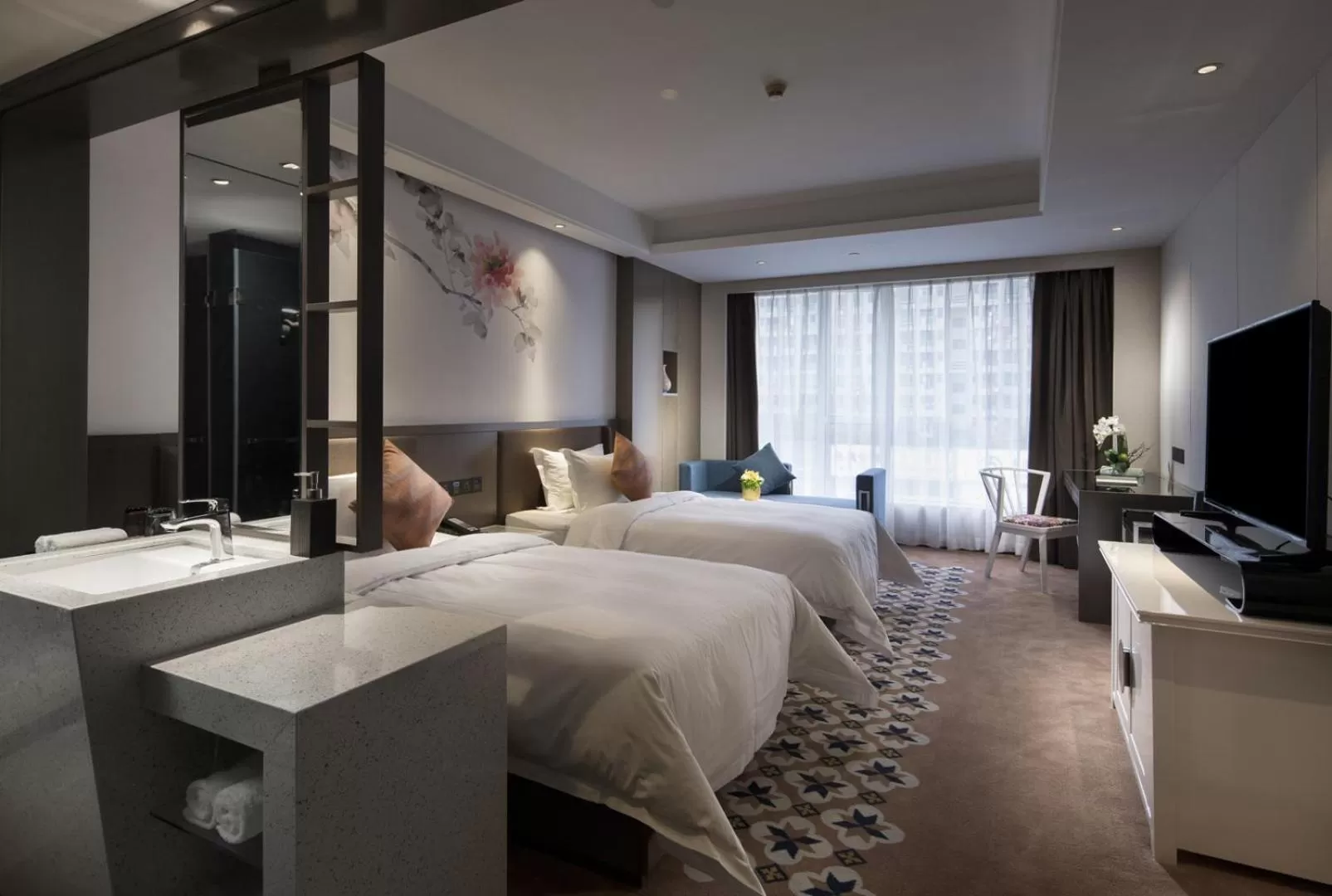 Communal lounge/ TV room, Bed in Paco Hotel Dongpu Guanghzou -Free Shuttle Bus for Canton Fair