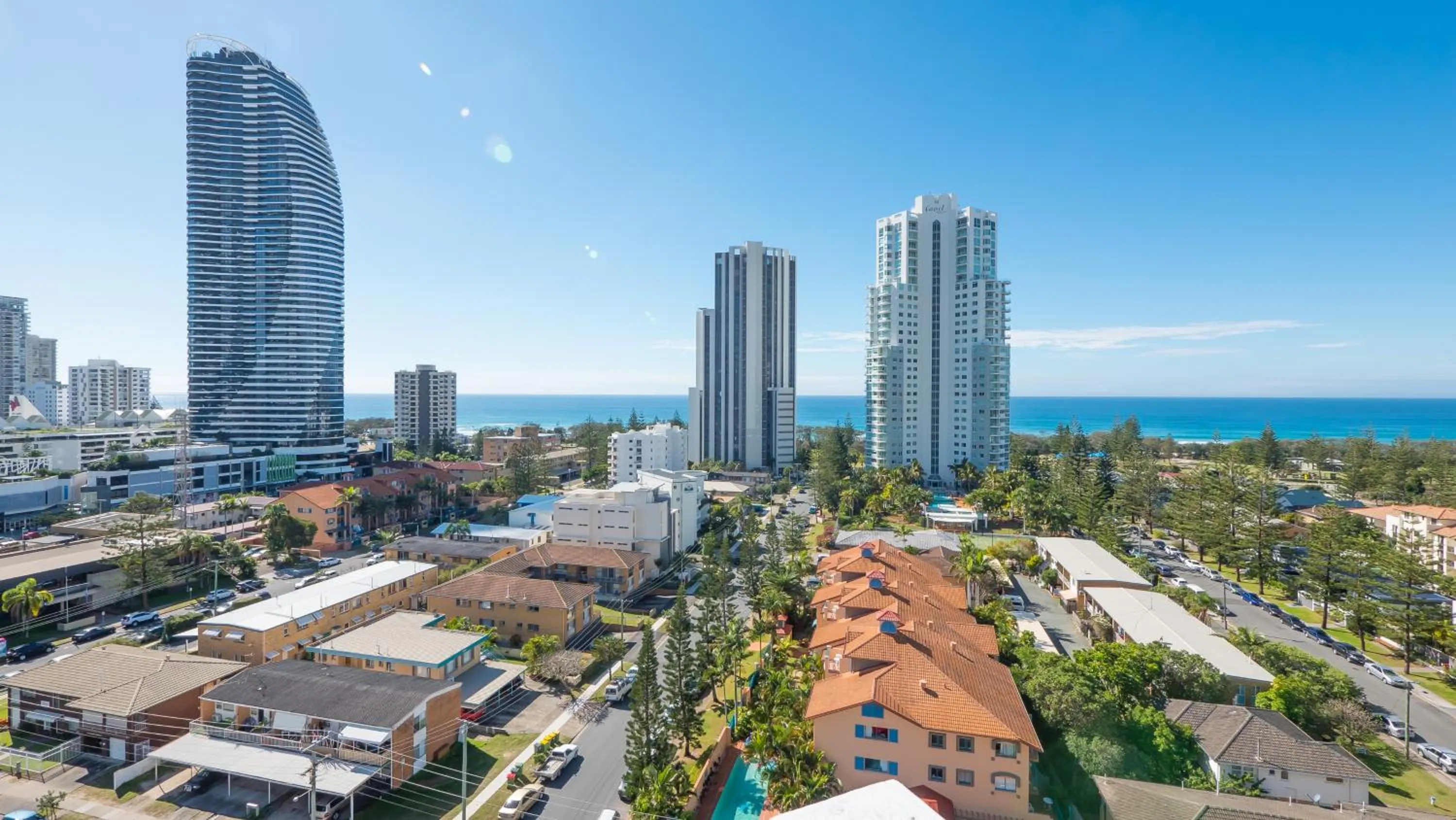 Broadbeach Savannah Resort