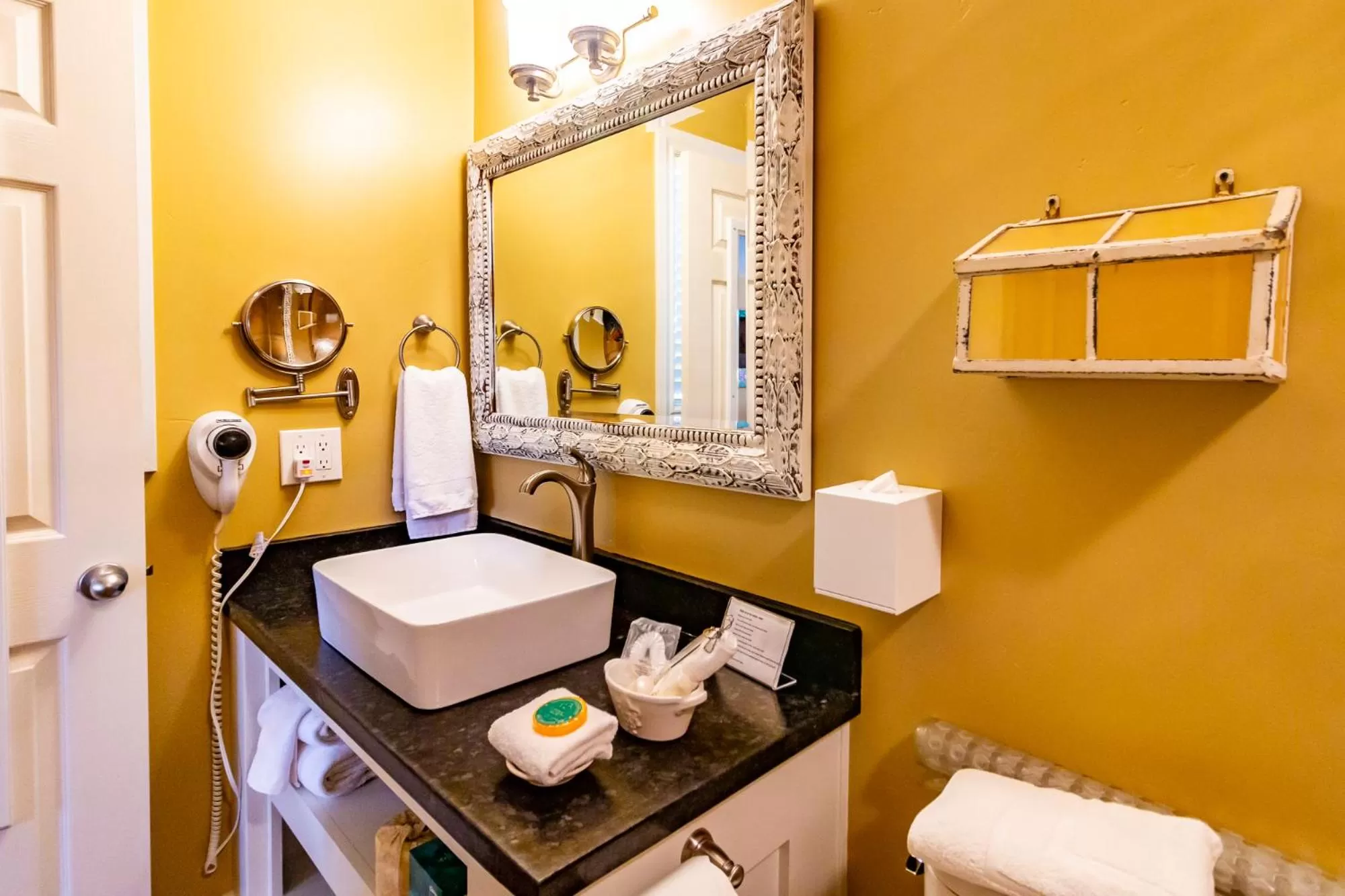 Bathroom in J Patrick Inn