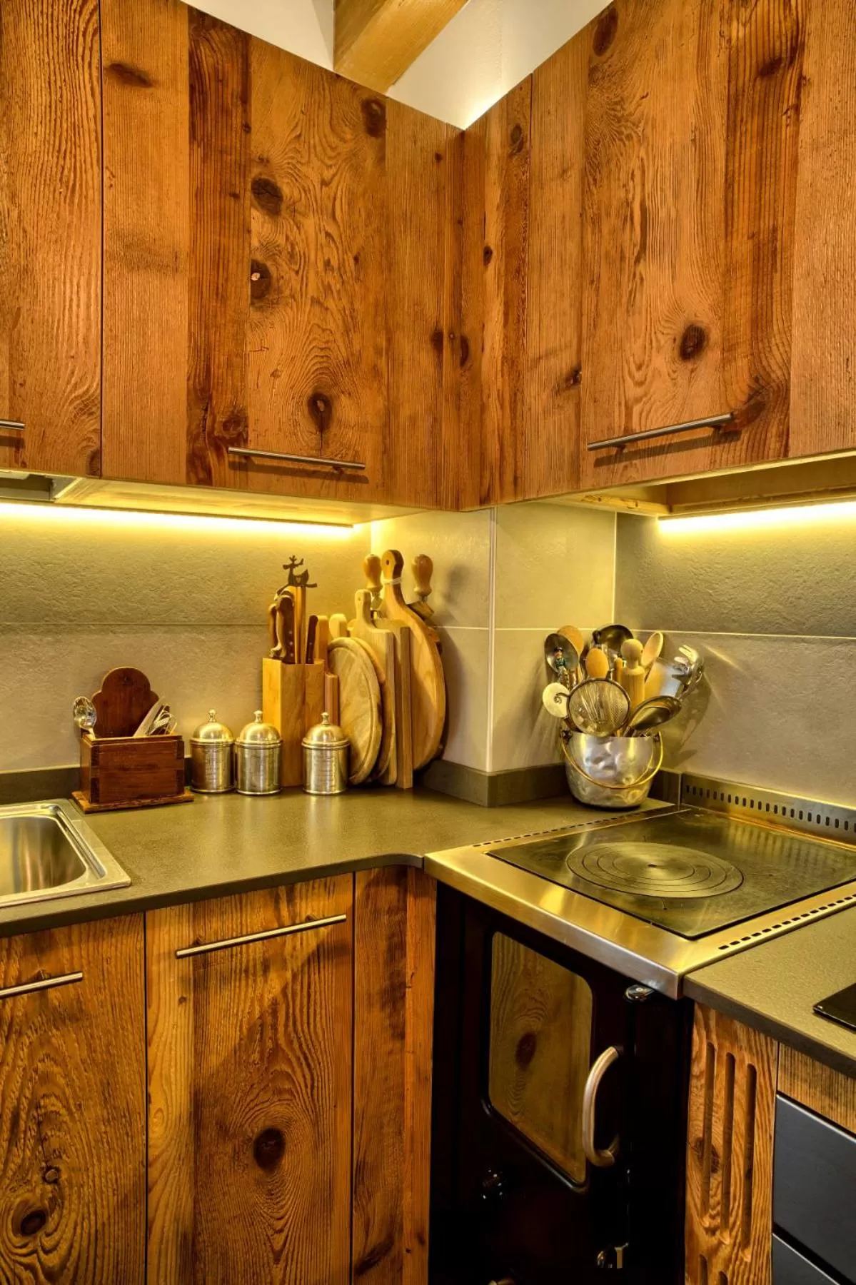 Kitchen or kitchenette, Kitchen/Kitchenette in Albergo Diffuso Tolmezzo