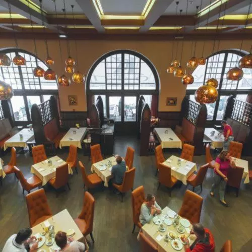 Central Panzió Gyula