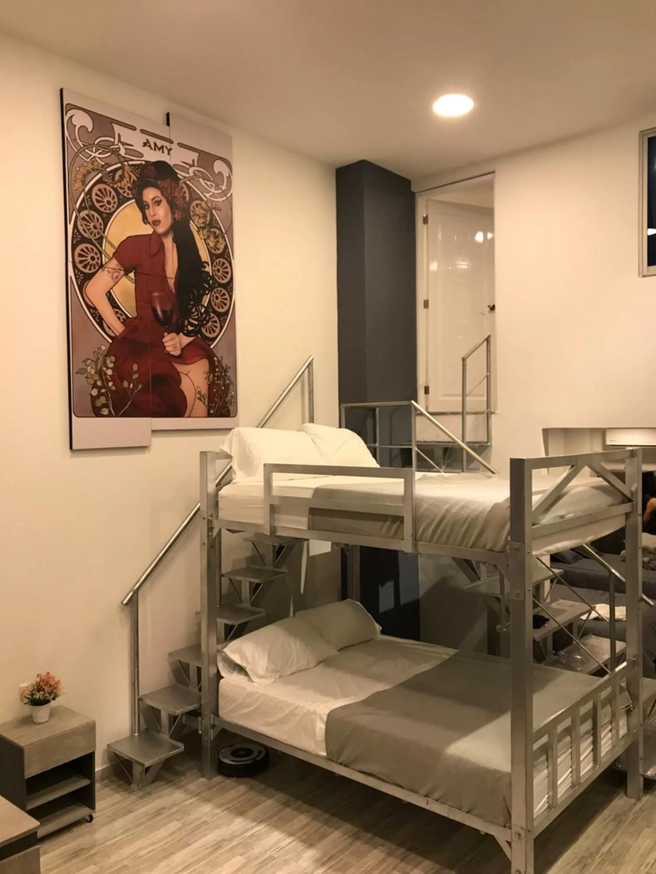 Bed in Bahia 79 Apartasuites Cerca al Centro