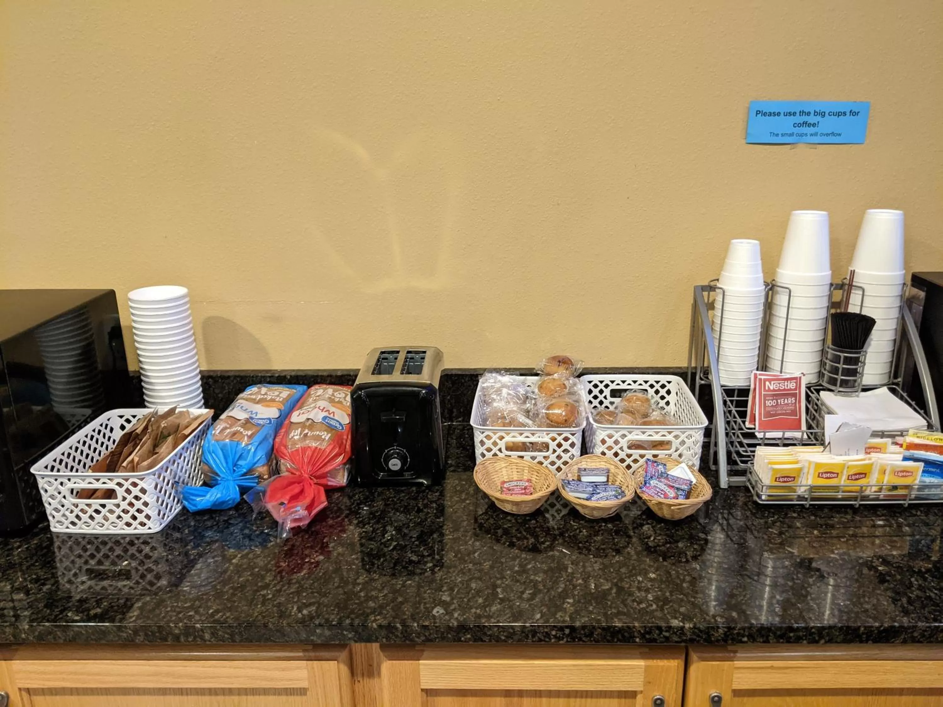 Breakfast in Horizon Hotel