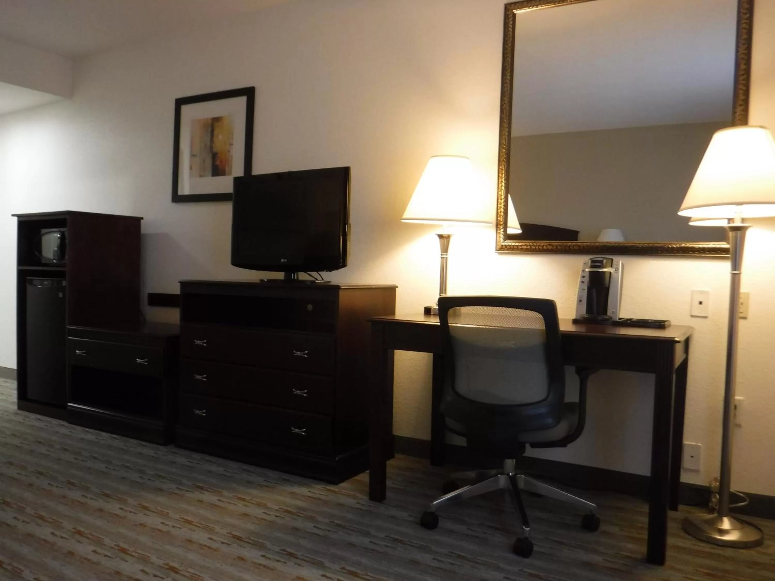 Holiday Inn Express West Jefferson by IHG