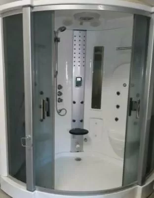 Shower, Bathroom in Naturistenlogement Wellness & Beauty