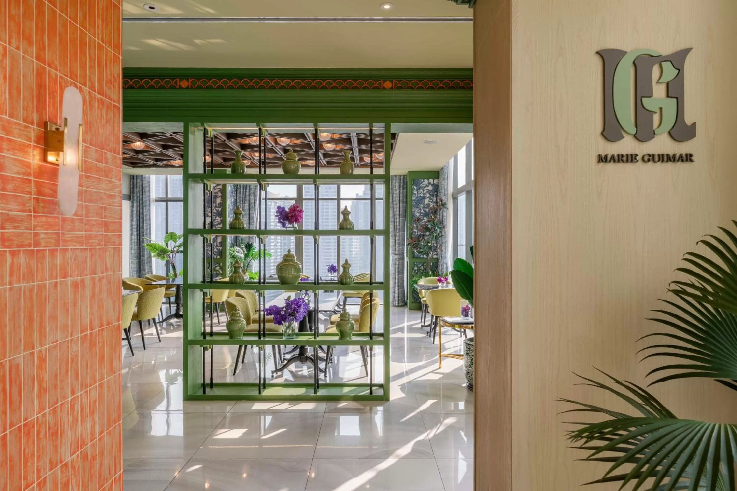 Restaurant/places to eat in Wyndham Bangkok Queen Convention Centre