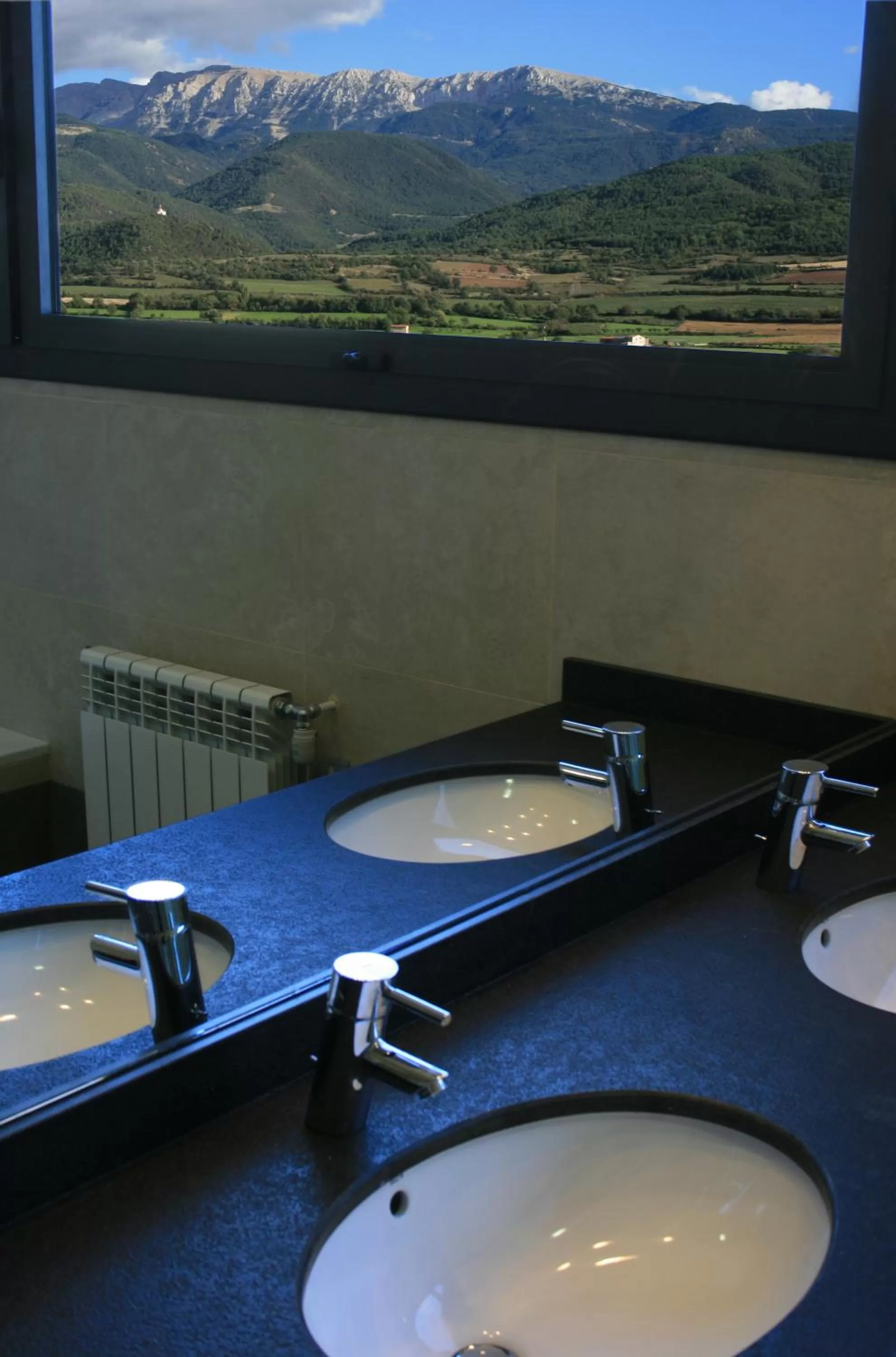 Bathroom in Hotel Avenida