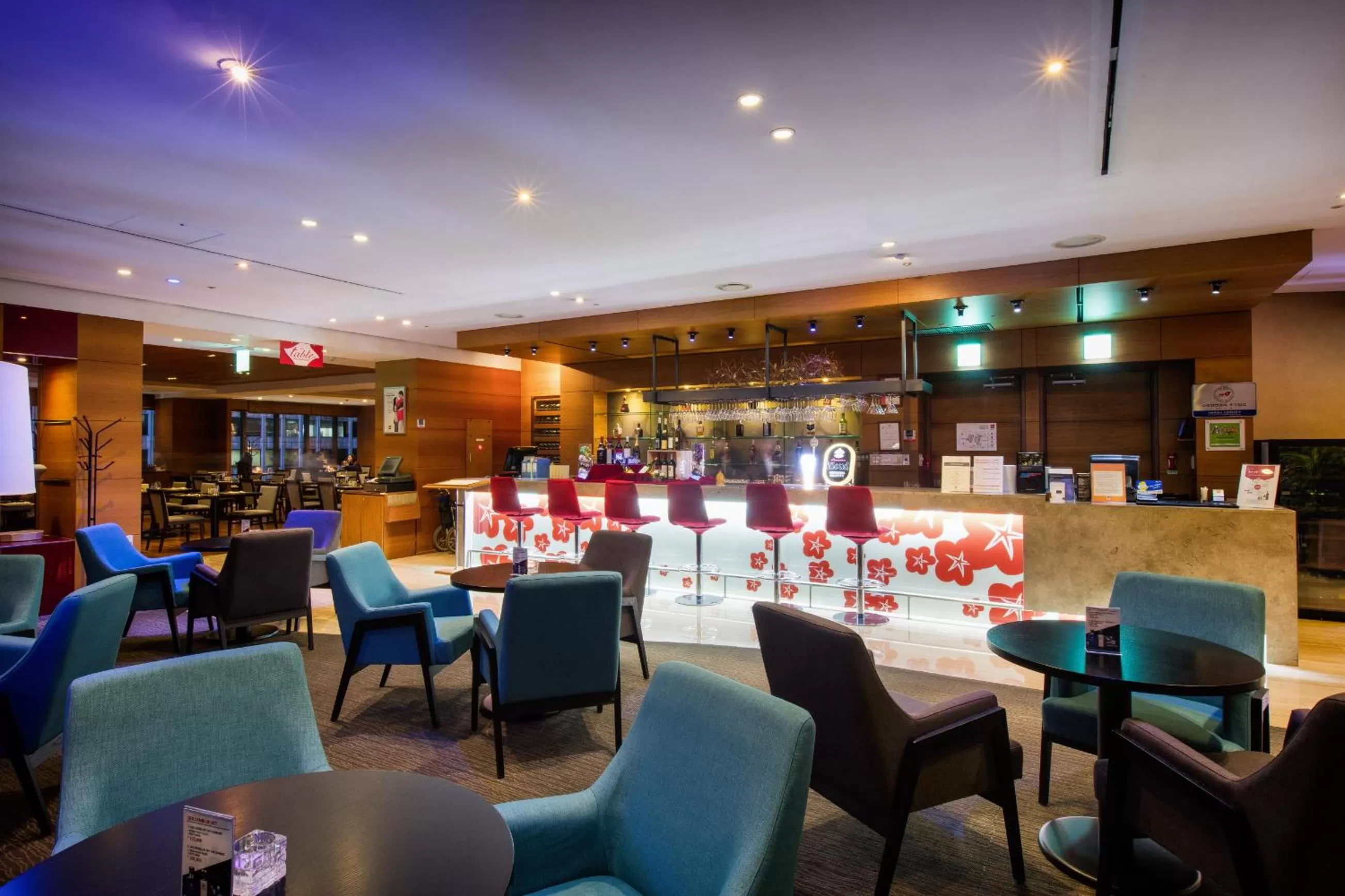Lounge or bar in Ibis Ambassador Myeongdong