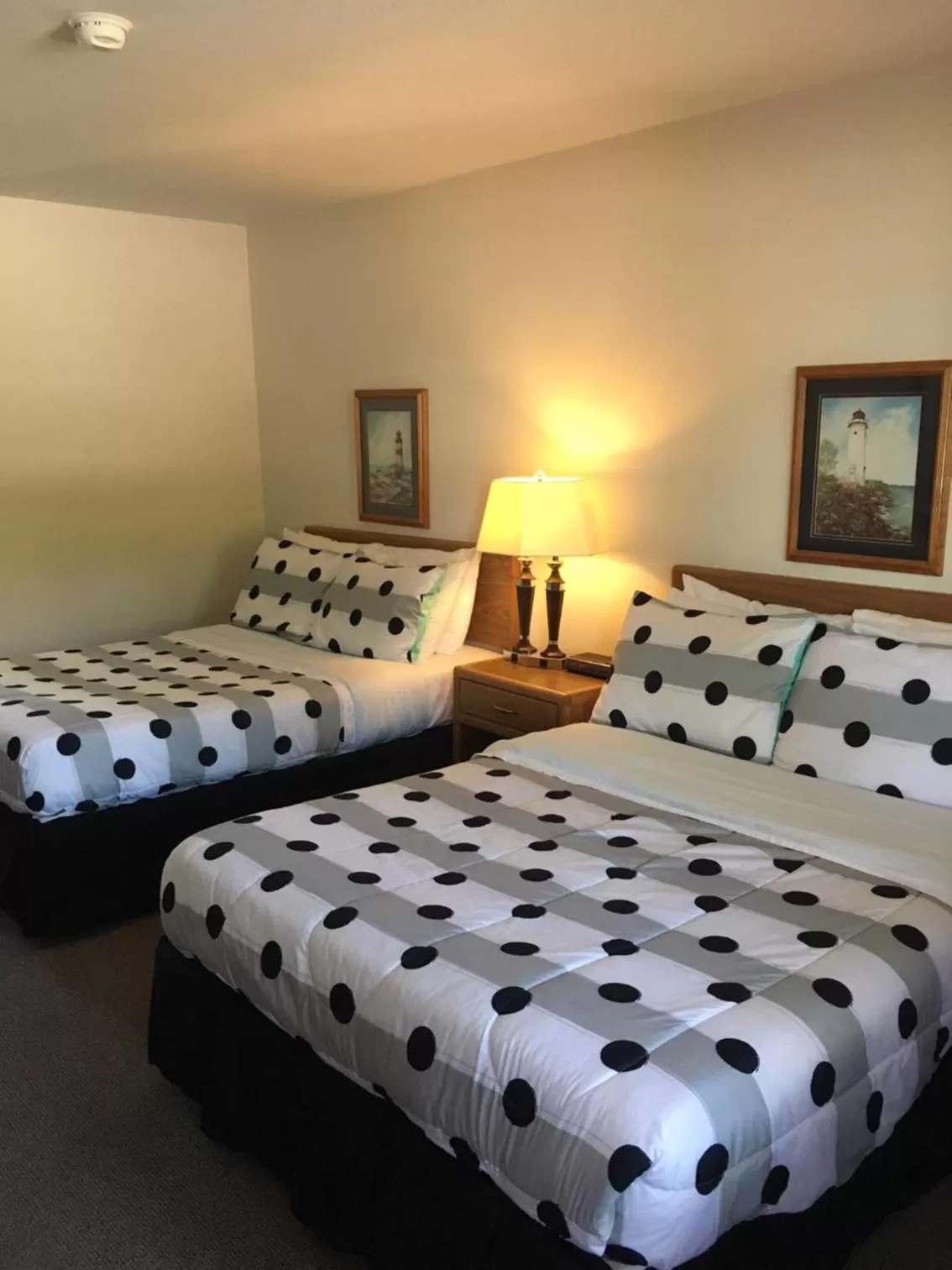 Photo of the whole room, Bed in Lull-Abi Inn